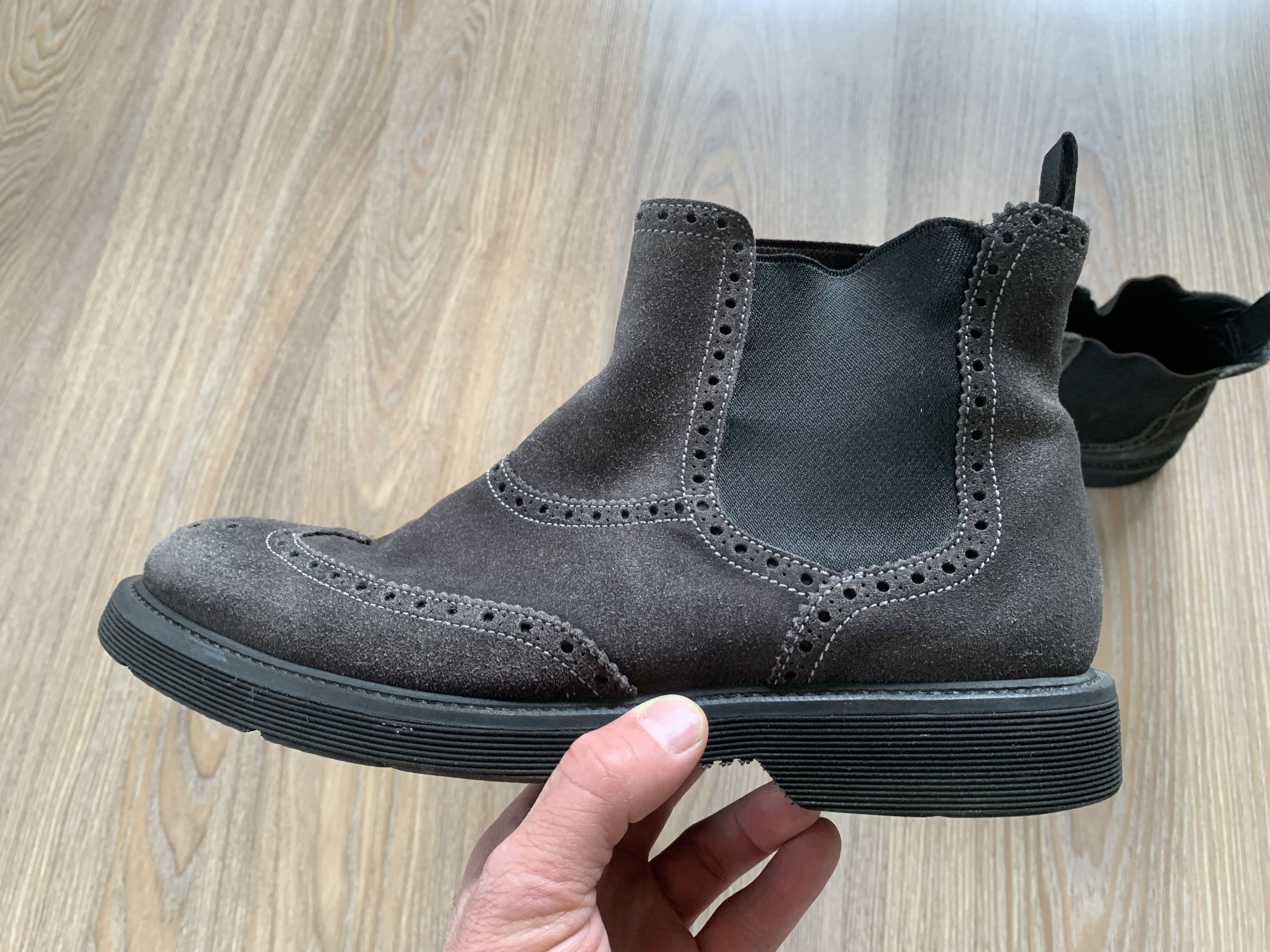 Giorgio Armani Giorgio Armani Grey Leather Suede Boots Chelsea Size US 10.5 / EU 43-44 - 3 Thumbnail