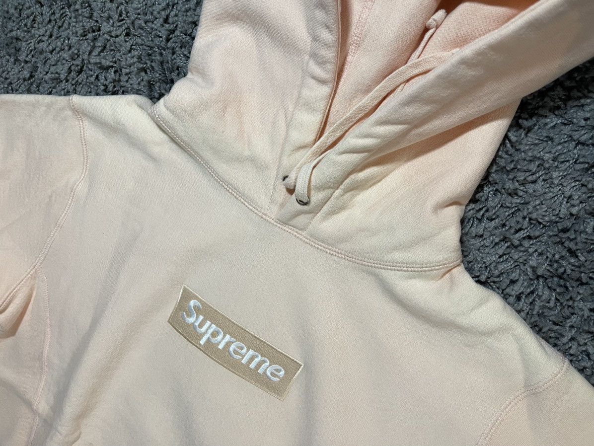 Supreme 2016FW Supreme Box Logo Hoodie Hooded Sweatshirt Peach Pink Size US M / EU 48-50 / 2 - 13 Thumbnail