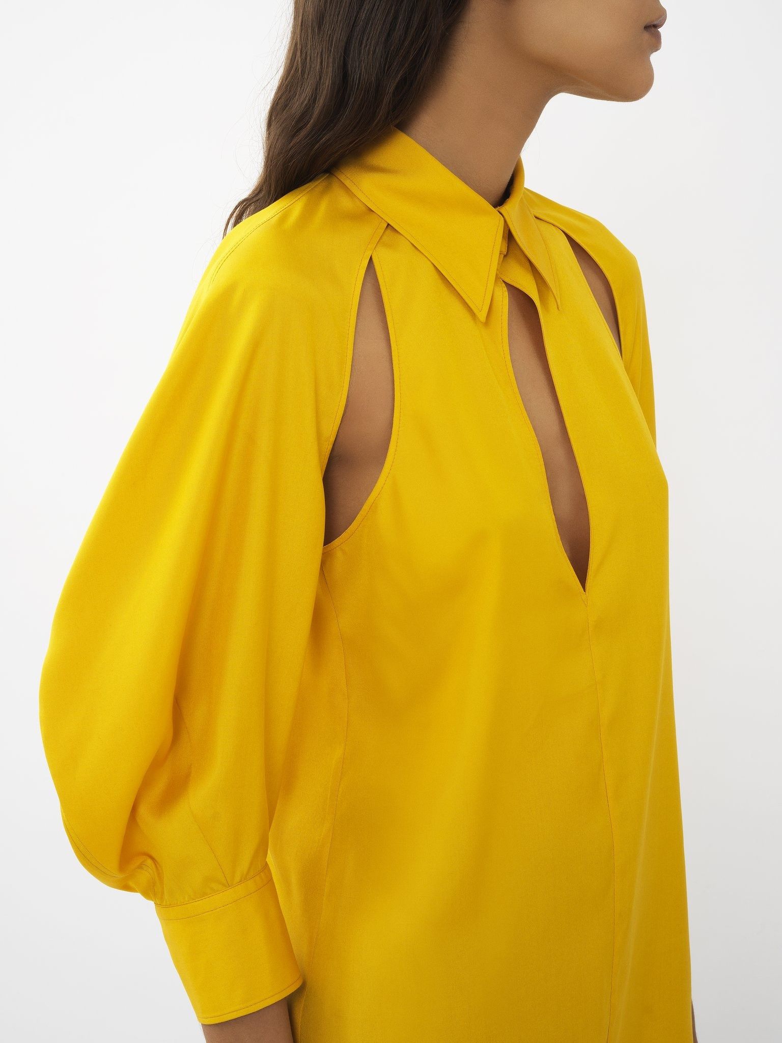 Chloe oc11z0525 Cut-Out Blouse in Dark Ochre Size L / US 10 / IT 46 - 6 Thumbnail