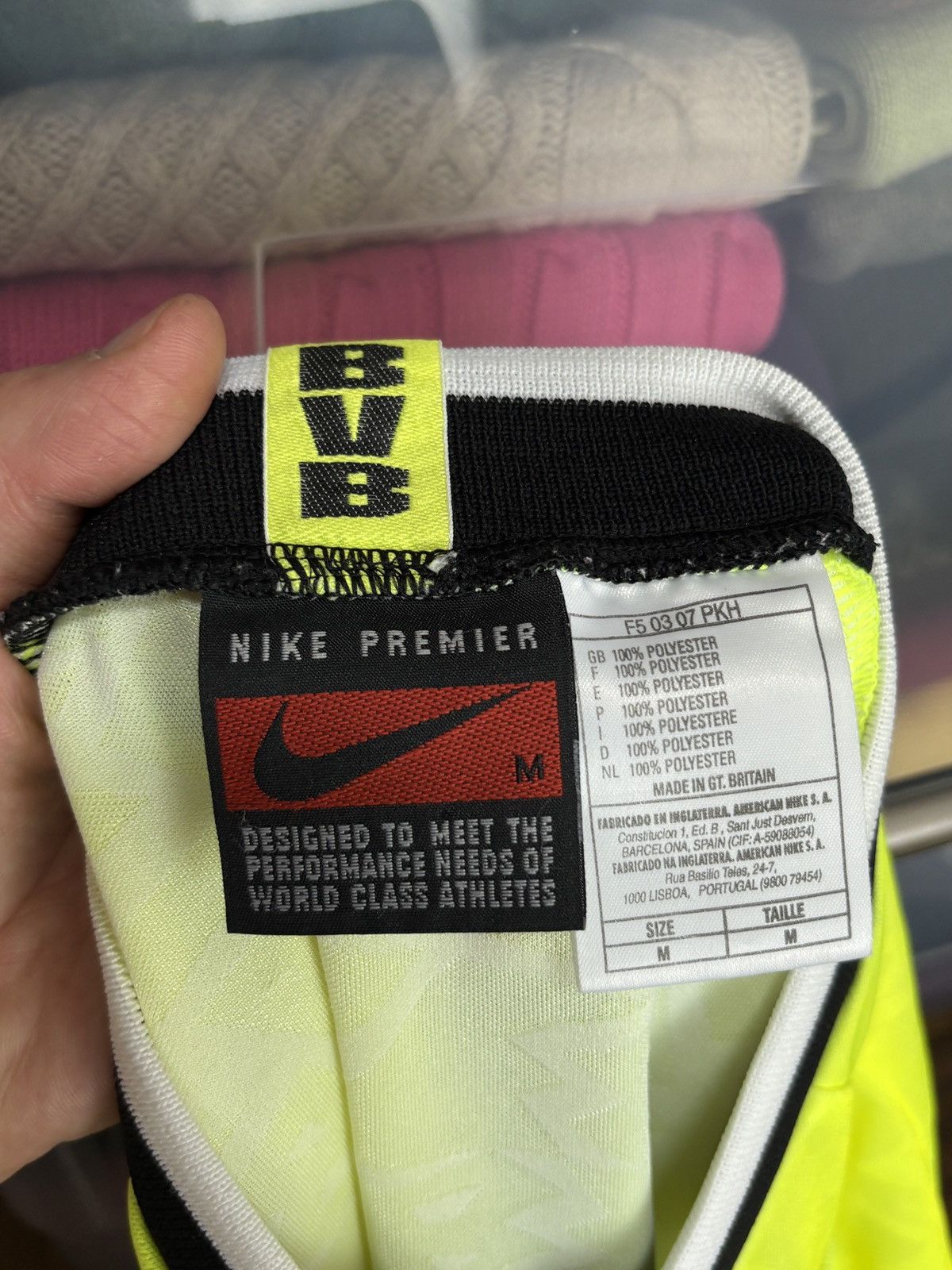 Nike 90s Nike #7 Reuter Borussia Dortmund BVB Soccer Jersey Size US M / EU 48-50 / 2 - 11 Thumbnail