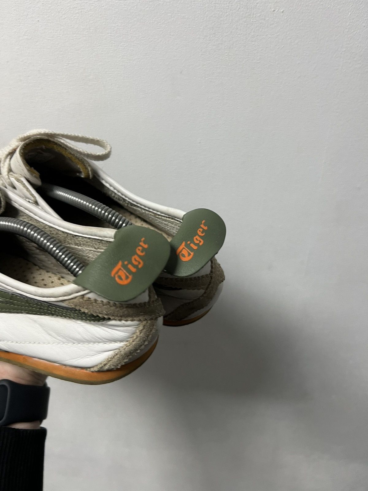 Asics Vintage Asics Tiger Onitsuka Leather Sneakers Size US 9.5 / EU 42-43 - 7 Thumbnail