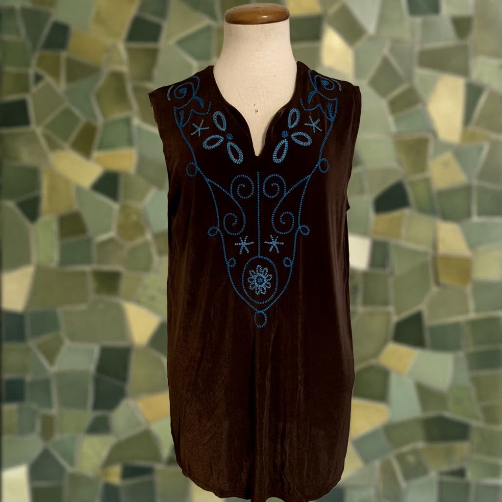 Coldwater Creek VINTAGE Coldwater Creek Tank Womens 8 Brown Embroidered Sleeveless V-Neck Boho Slinky Flowy Size M / US 6-8 / IT 42-44 - 1 Thumbnail