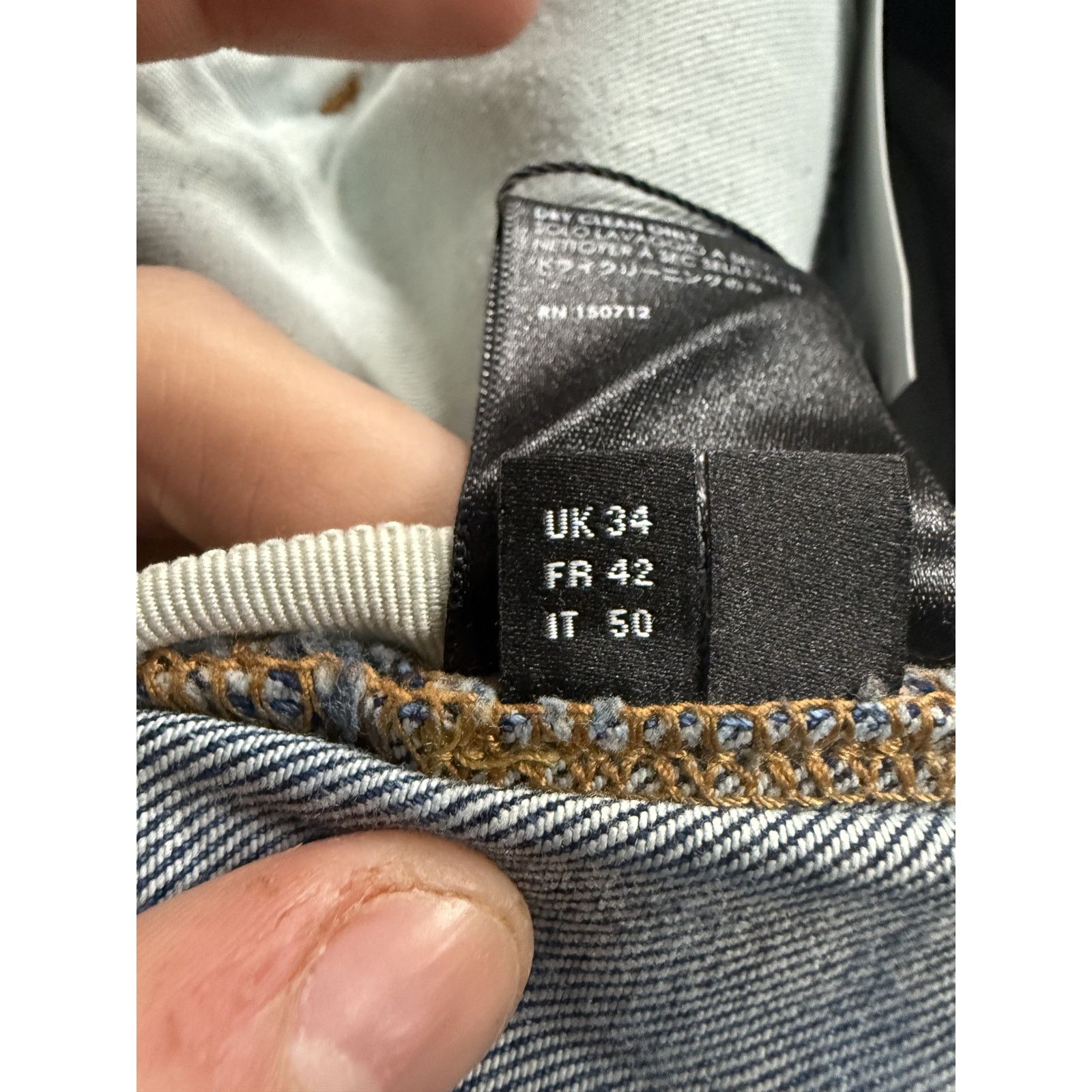 Amiri Amiri Thrasher Jeans Light Wash 34 Used Size US 34 / EU 50 - 7 Thumbnail
