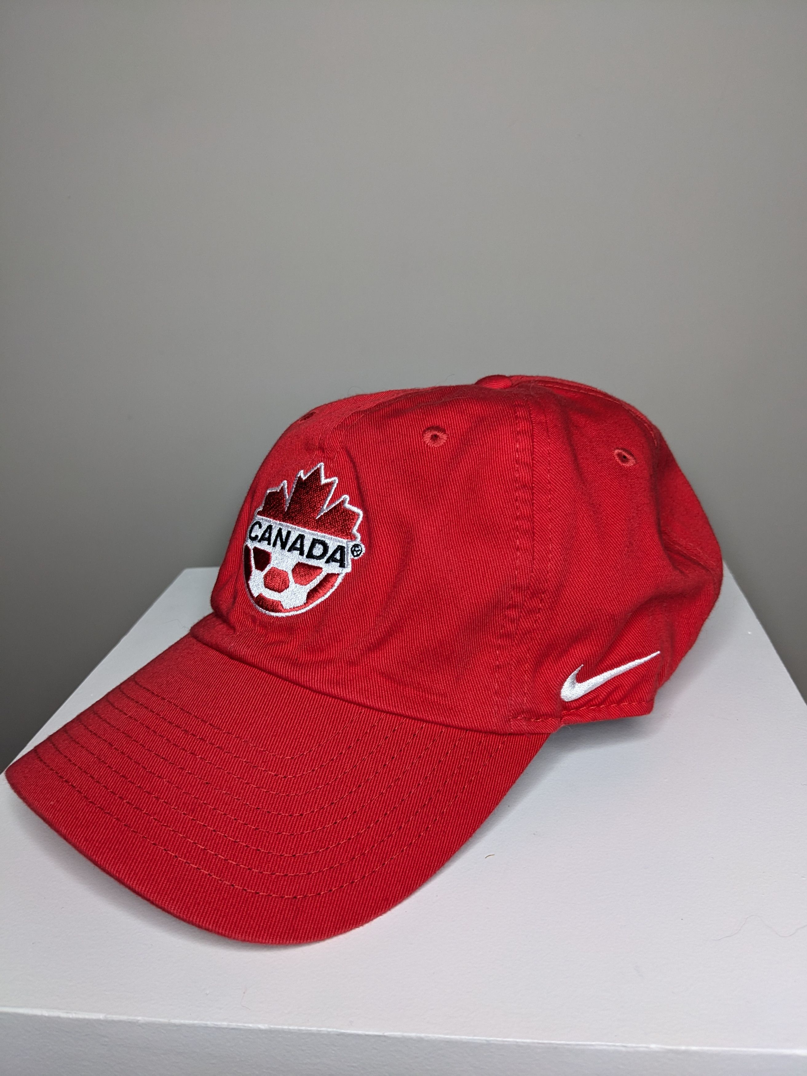 Nike Nike Team Canada Soccer Heritage86 Strapback Cap Hat 1Size Size ONE SIZE - 3 Thumbnail