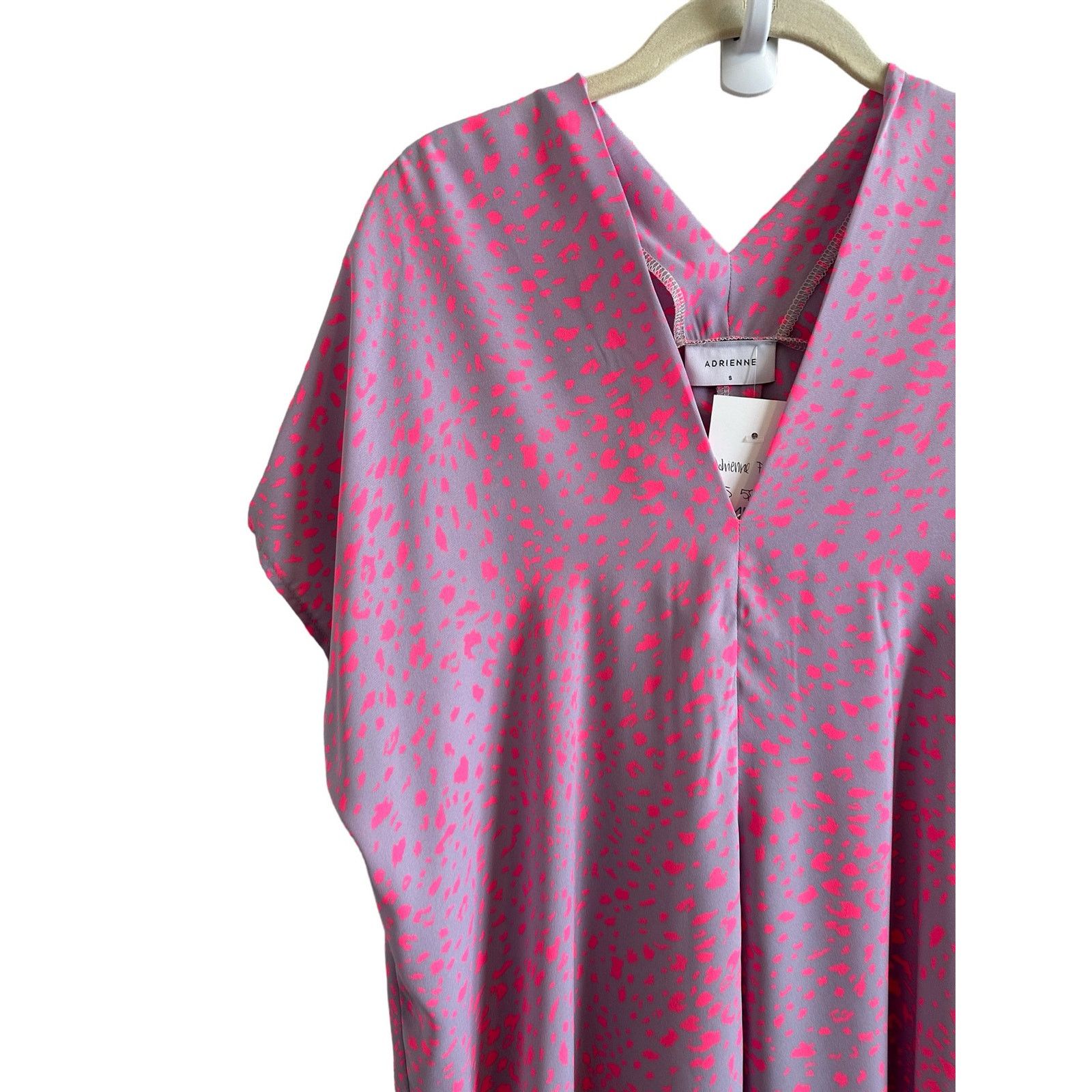 Other Adrienne Purple and Pink Cheetah V-Neck Short Sleeve Blouse Size S / US 4 / IT 40 - 4 Thumbnail