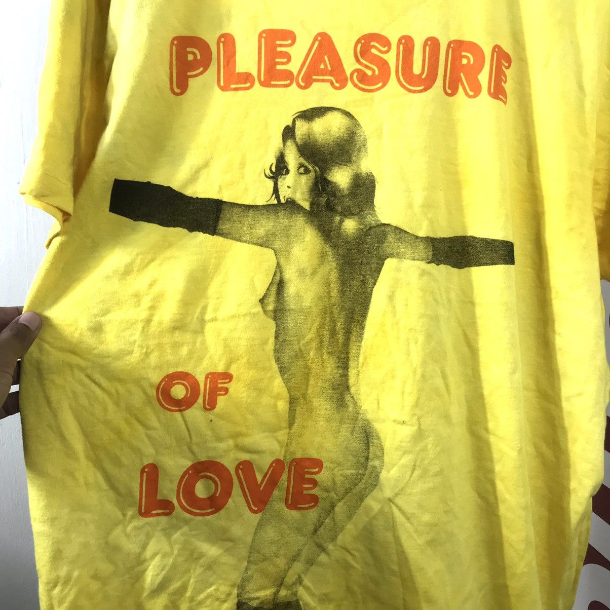 Hysteric Glamour Japan Humor beams "Horny As Fuck" Inscription Pleasures Size US L / EU 52-54 / 3 - 4 Thumbnail