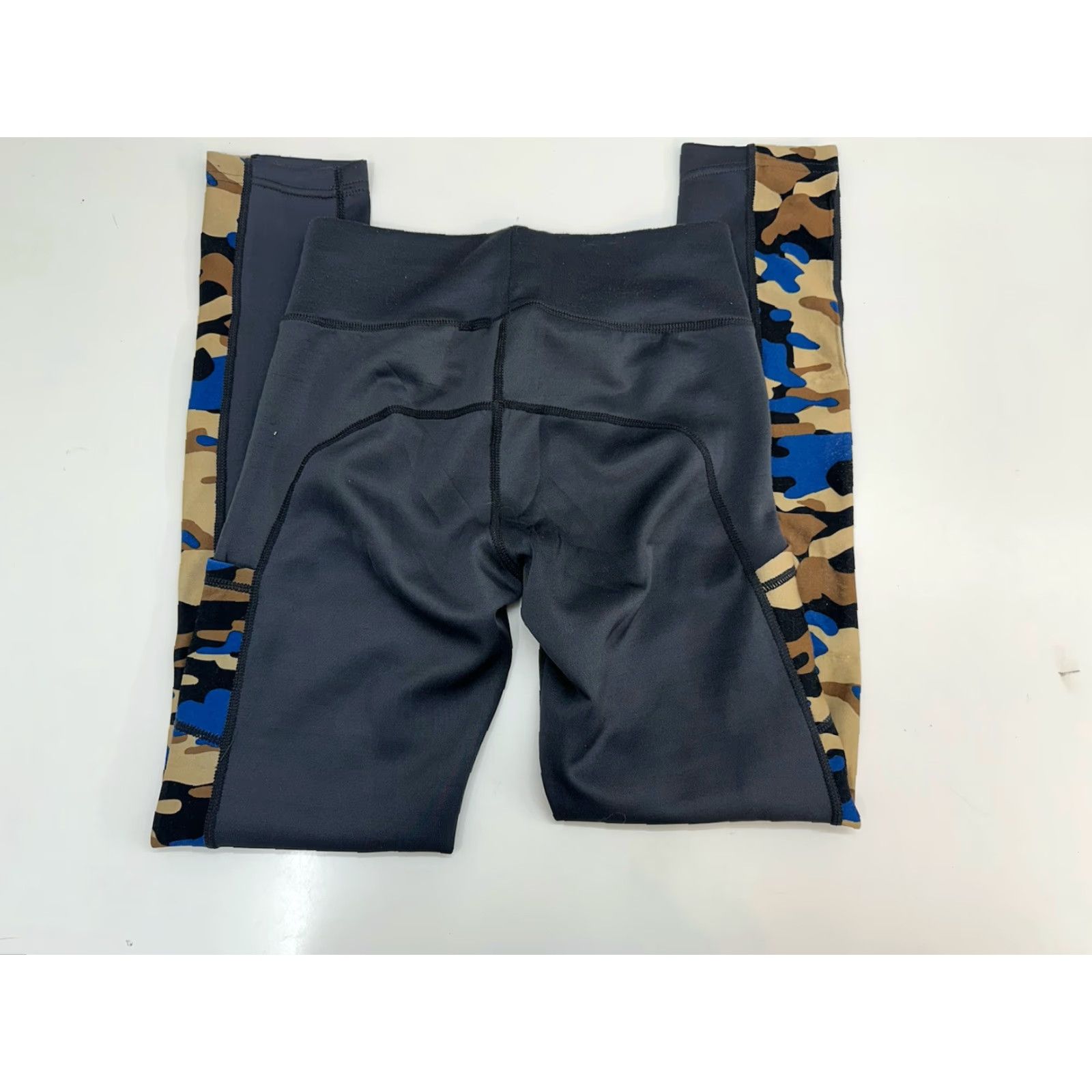 Vintage Womens JVINI Leggings Size Small Medium Gray Camo Pockets Activewear Size 28" / US 6 / IT 42 - 6 Thumbnail