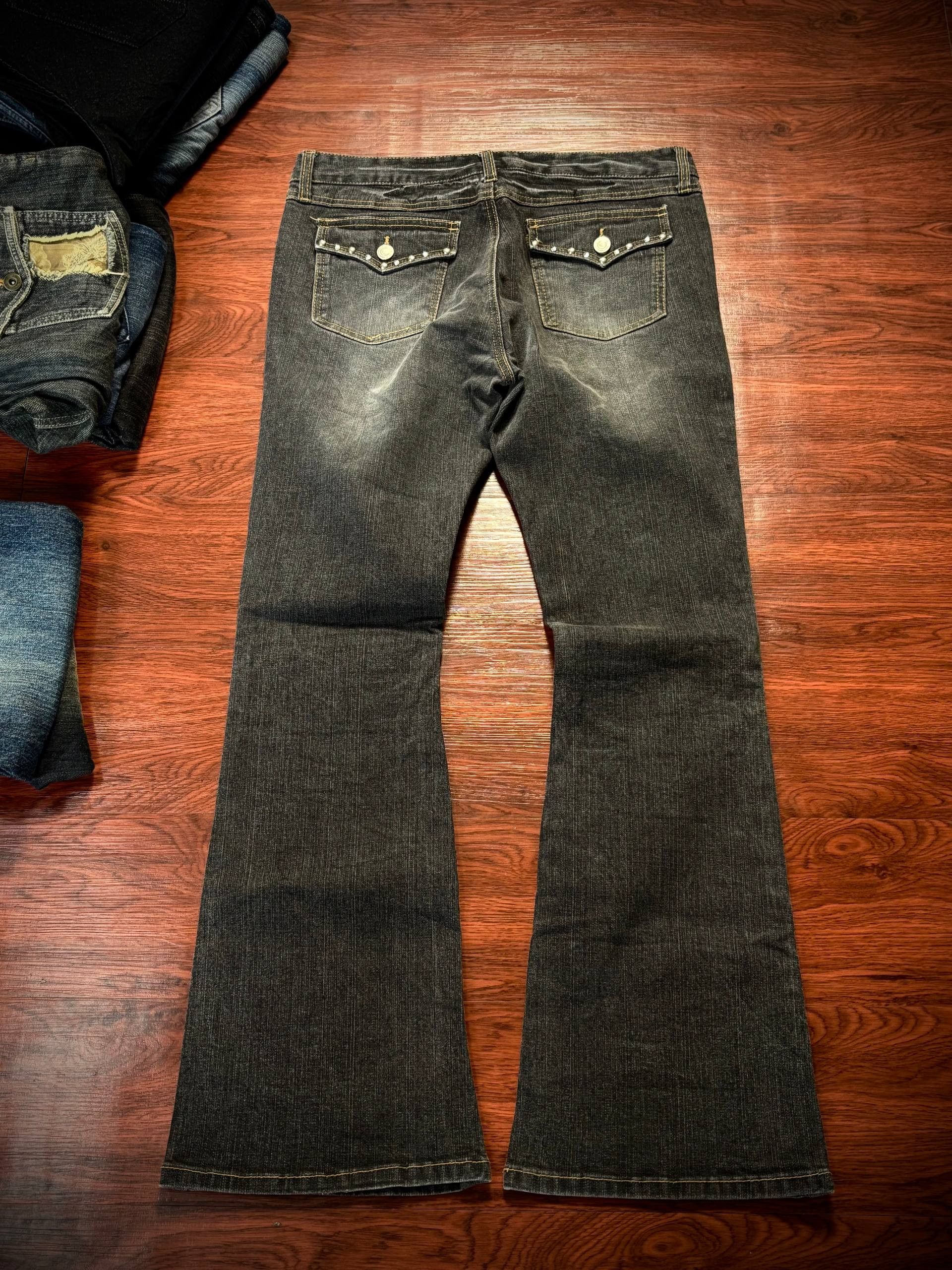 Le Grande Bleu (L.G.B.) Vintage Designer Japan Daily Topic Iconic Fit Studded Jeans Size US 32 / EU 48 - 3 Thumbnail
