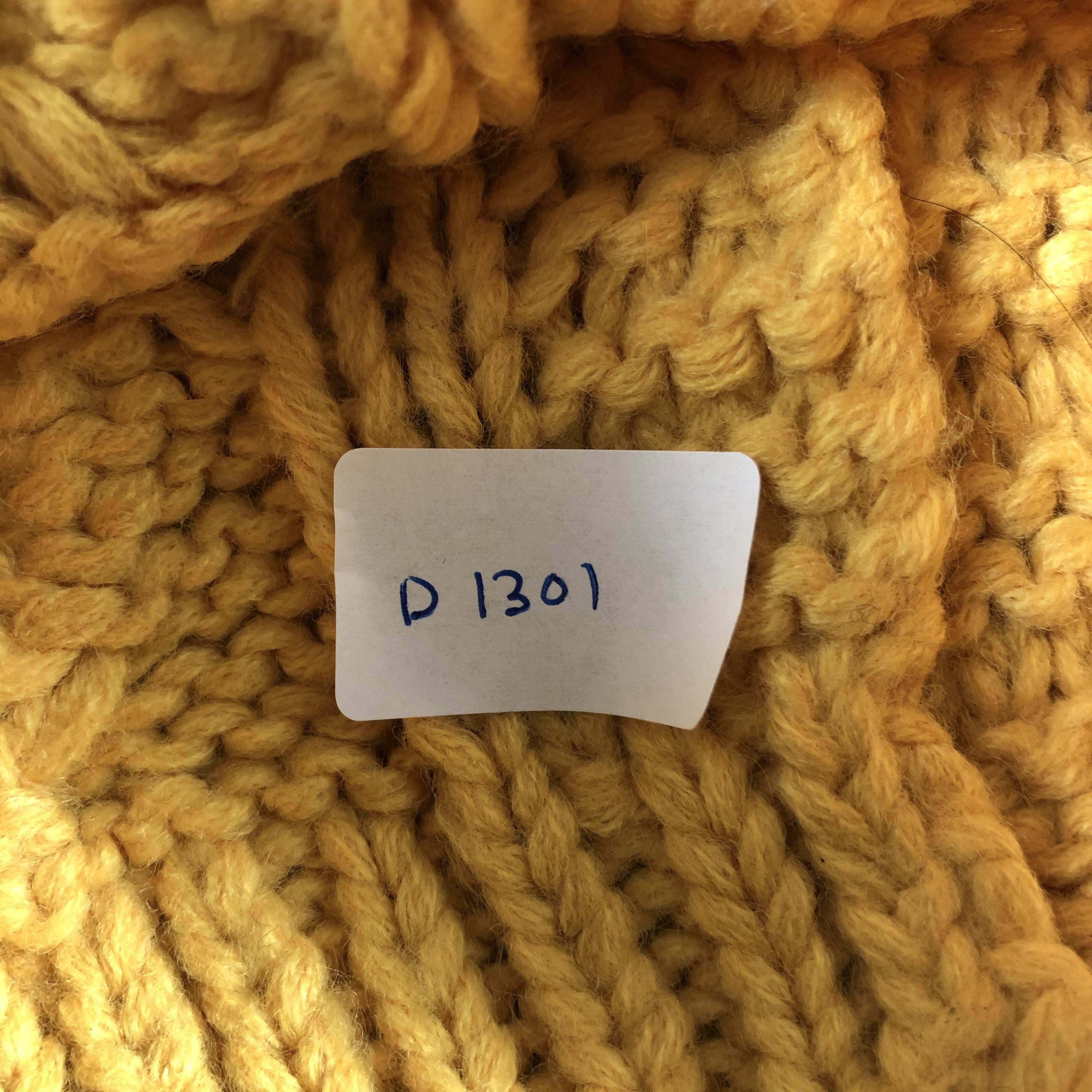 Vintage Womens Unknown Cable Knit Yellow Beanie Snow Cap -D1301 Size ONE SIZE - 5 Thumbnail