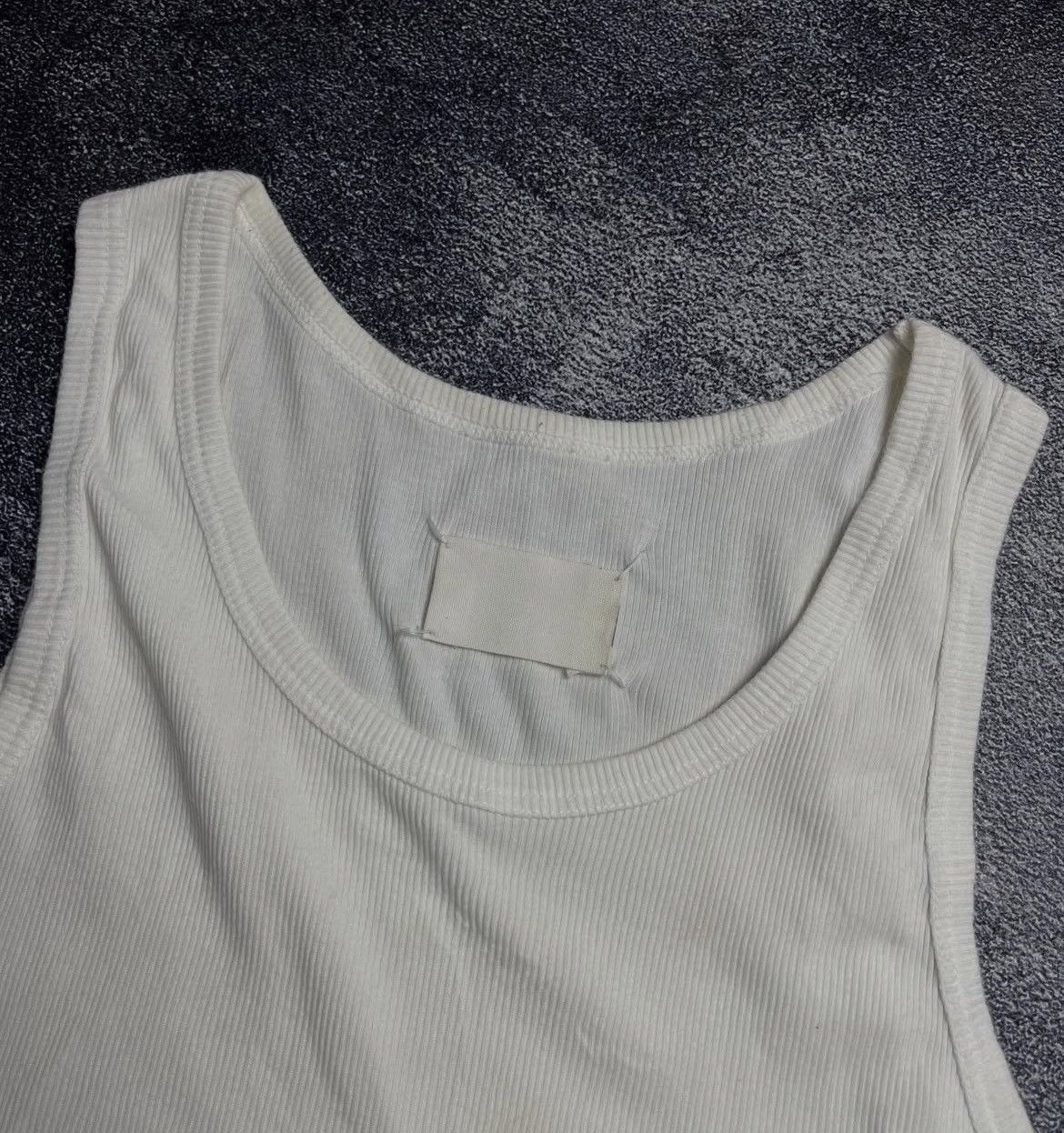 Maison Margiela SS07 Maison Margiela Artisanal iron burn tanktop Size US M / EU 48-50 / 2 - 2 Thumbnail