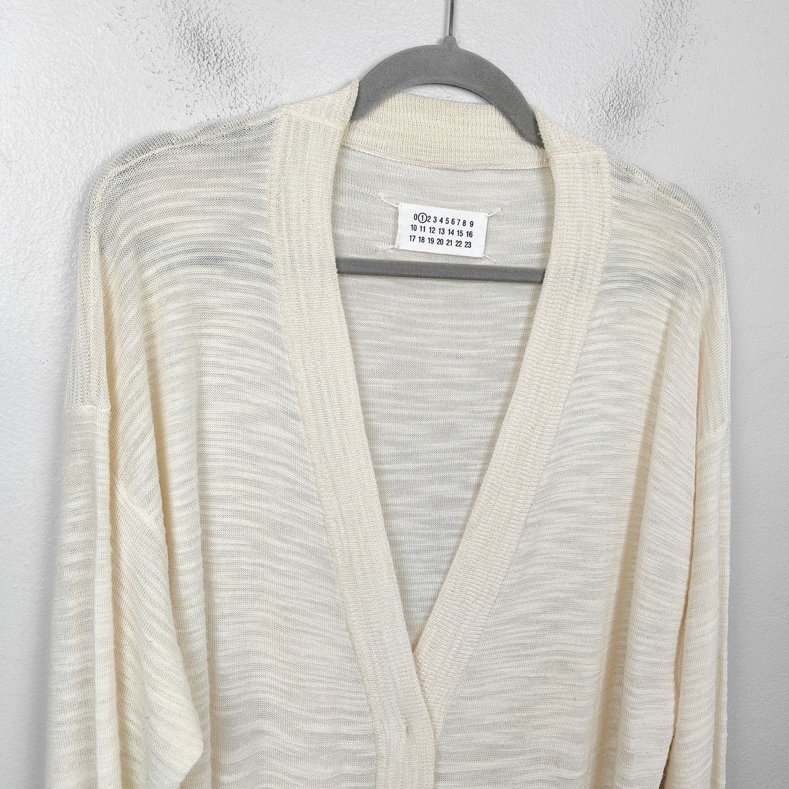 Maison Margiela Maison Martin Margiela Cardigan Sweater Womens XS Cream Size XS / US 0-2 / IT 36-38 - 2 Thumbnail