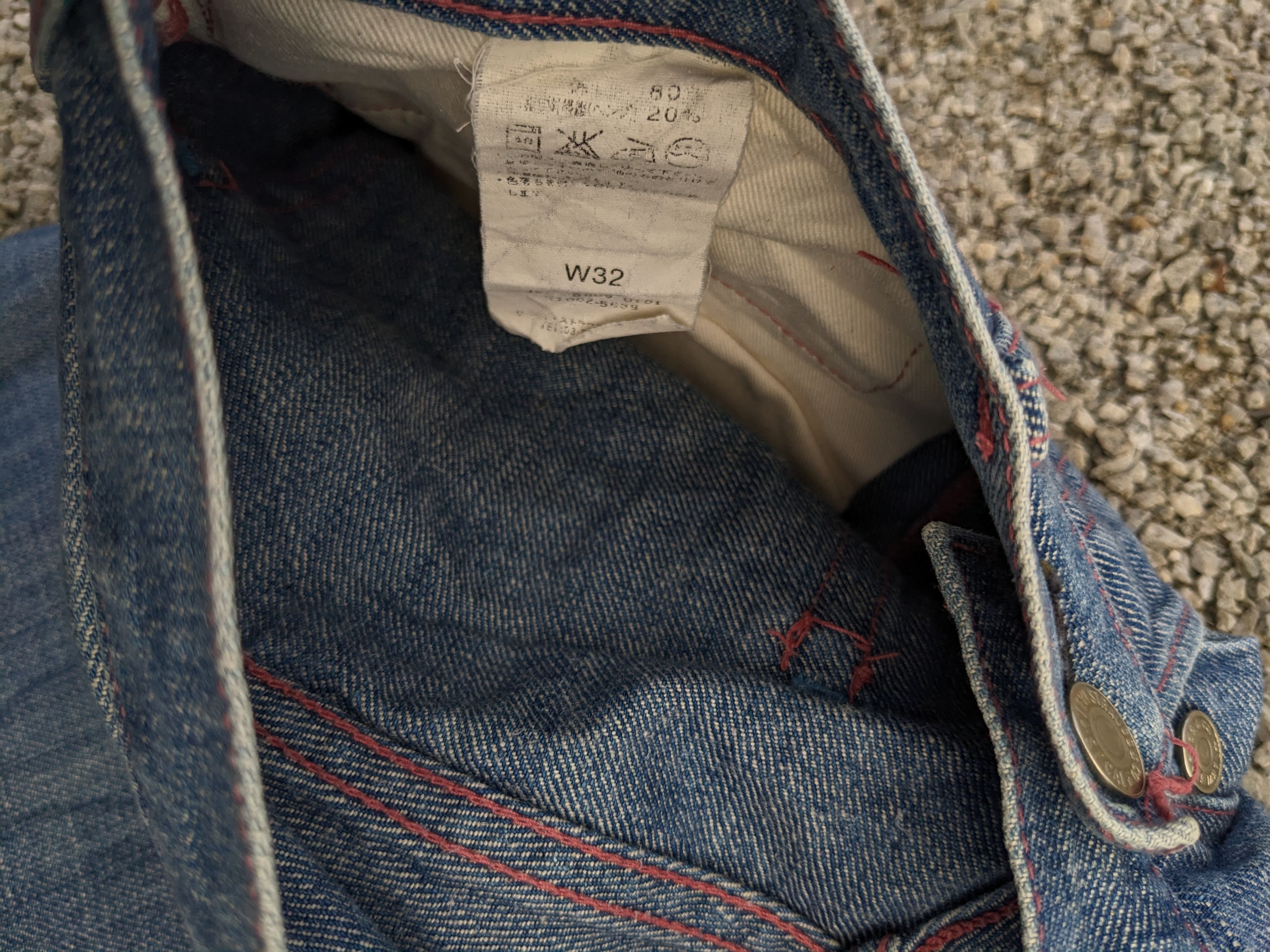Levi's × Levi's Vintage Clothing × Vintage size 31 vintage levi's selvedged 90s redline single R tag Size US 31 - 8 Thumbnail