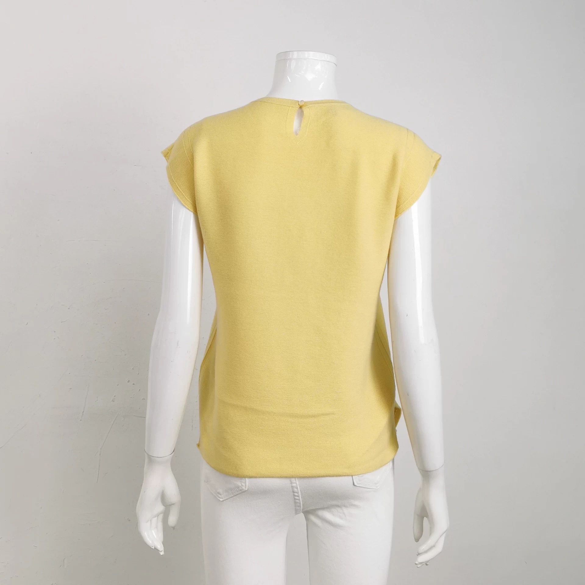Loro Piana Loro Piana EU44 top Size L / US 10 / IT 46 - 2 Thumbnail