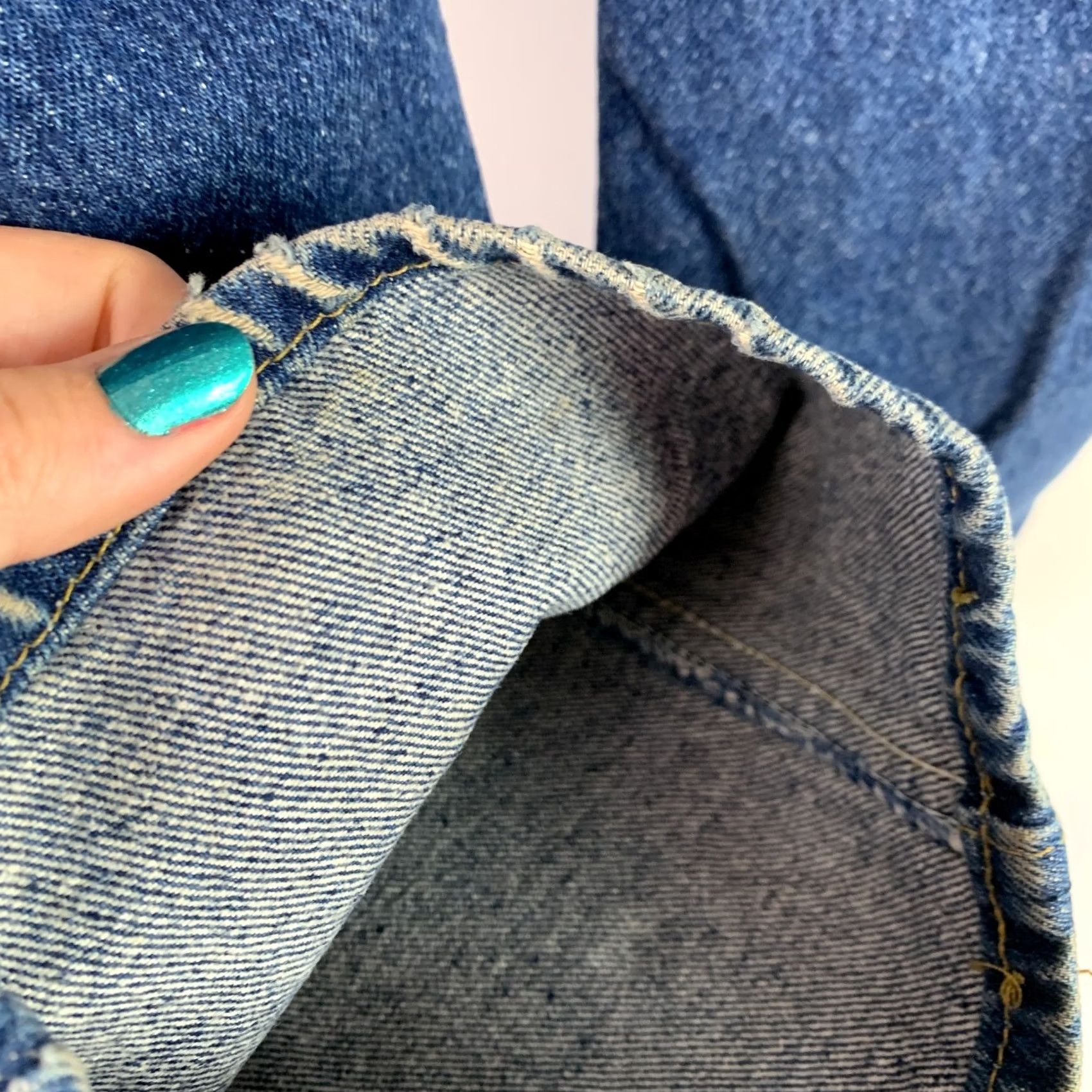Lee VINTAGE Lee Jeans Size 42 x 30 Regular 100% Cotton Medium Wash Union Made Mens Jeans Density 27.5" Inseam Blue Straight 42x30 Beige? Size US 42 / EU 58 - 3 Thumbnail