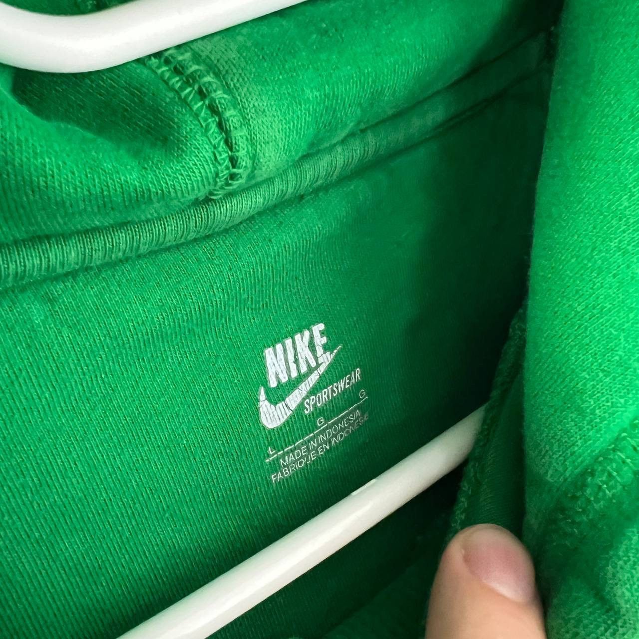 Nike Vintage Y2K Nike Mini Logo Oversizee Hoodie Size US L / EU 52-54 / 3 - 3 Thumbnail