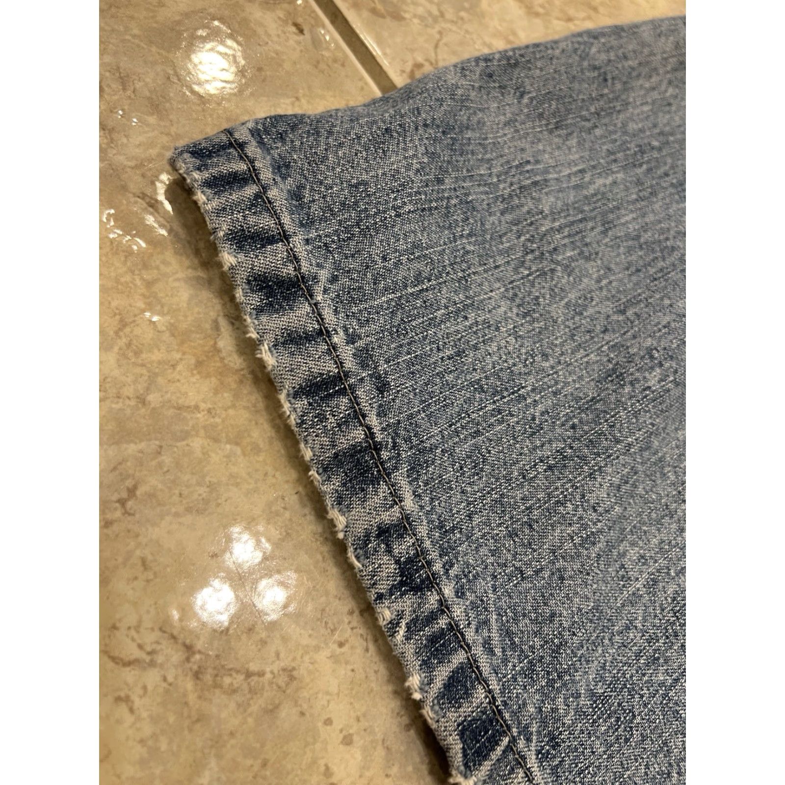 Wrangler VTG Wrangler Blue Denim Carpenter Jorts 40 Mens 10" Inseam Distressed 5-Pocket Jeans Shorts Workwear Grunge 90s Y2K Hip Hop Vintage Mens Denim Shorts Size US 40 / EU 56 - 6 Thumbnail