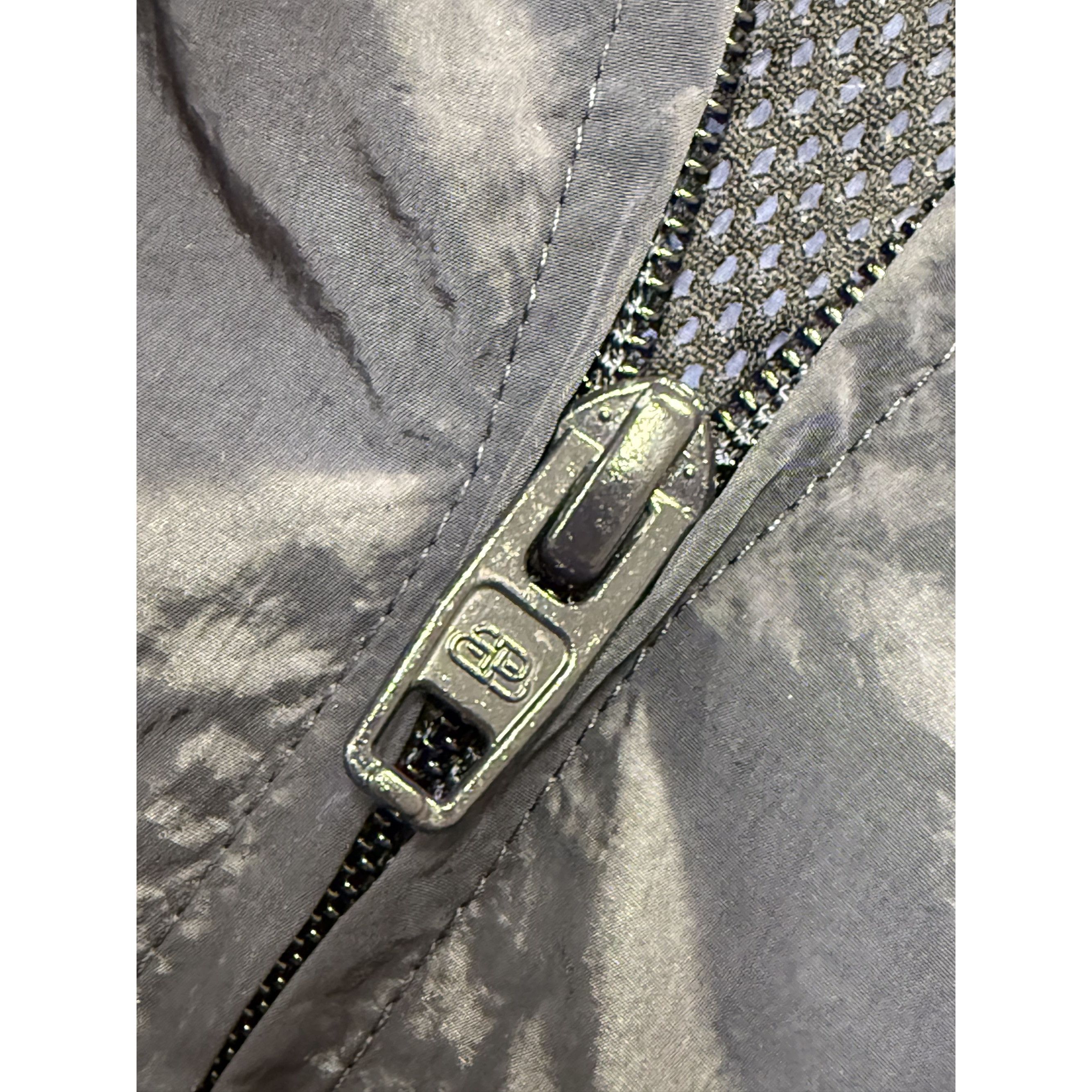 Balenciaga Balenciaga Mens Lightweight Zip-Up Windbreaker Jacket With L Size US M / EU 48-50 / 2 - 8 Thumbnail