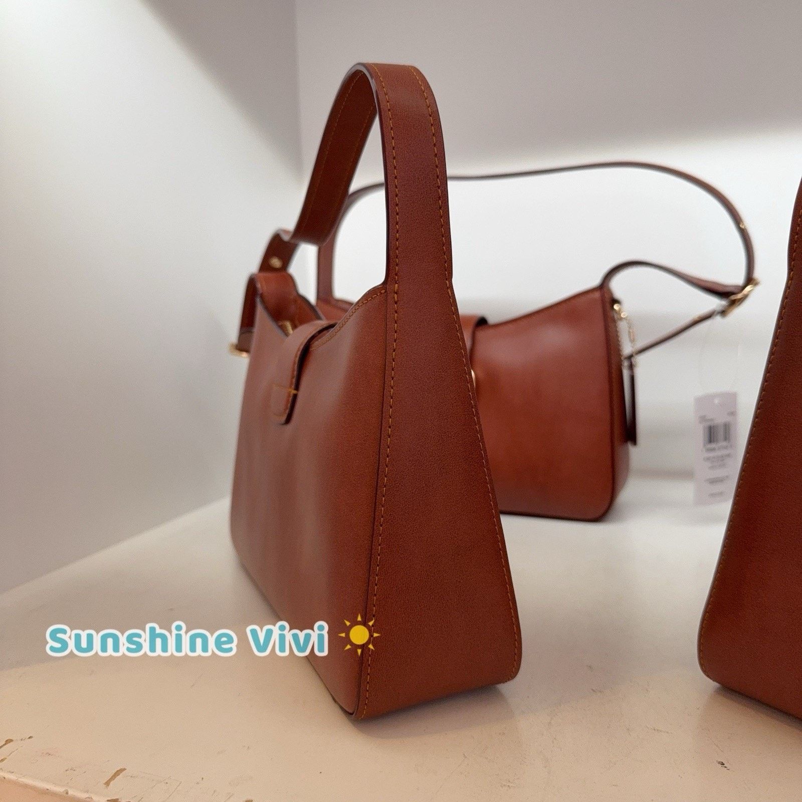 Coach NWT Coach Eliza Shoulder Bag CBI00 Caramel leather Size ONE SIZE - 5 Thumbnail