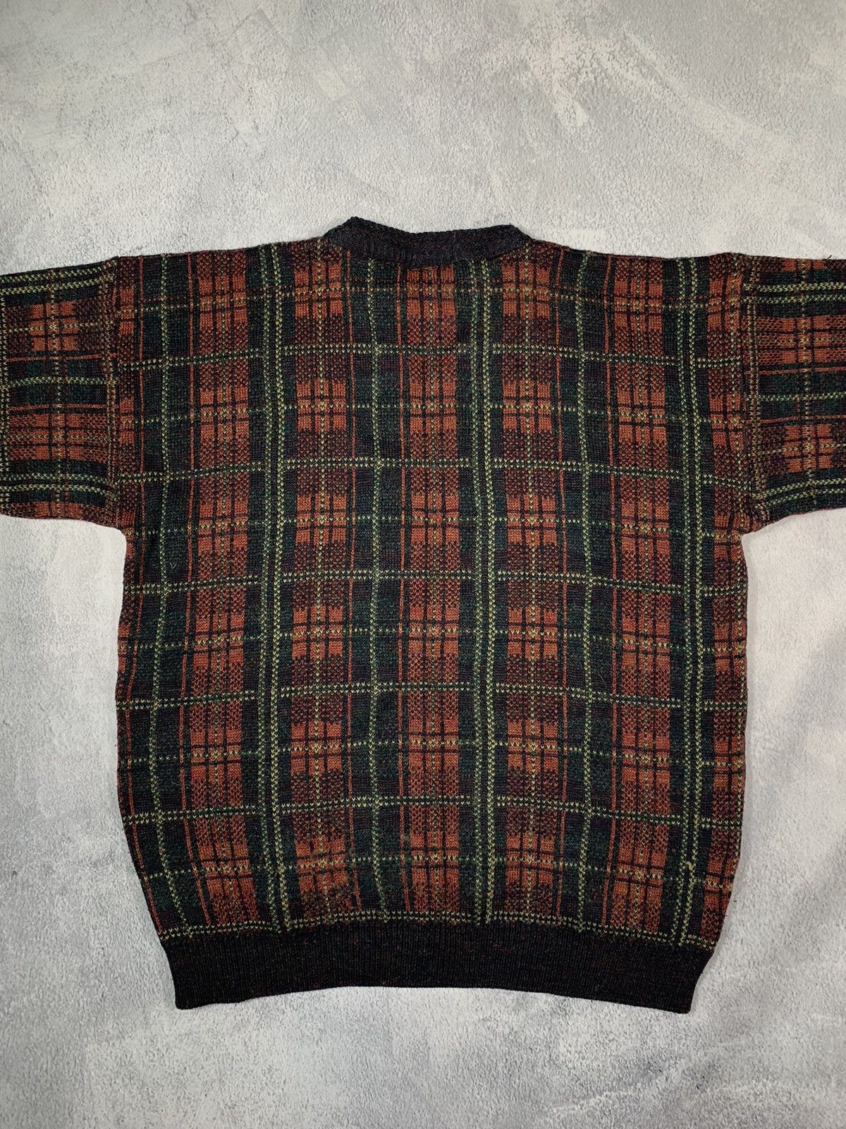 Japanese Brand × Vintage Vintage 90s Japanese coloured check sweater streetwear sizeL Size US L / EU 52-54 / 3 - 7 Thumbnail