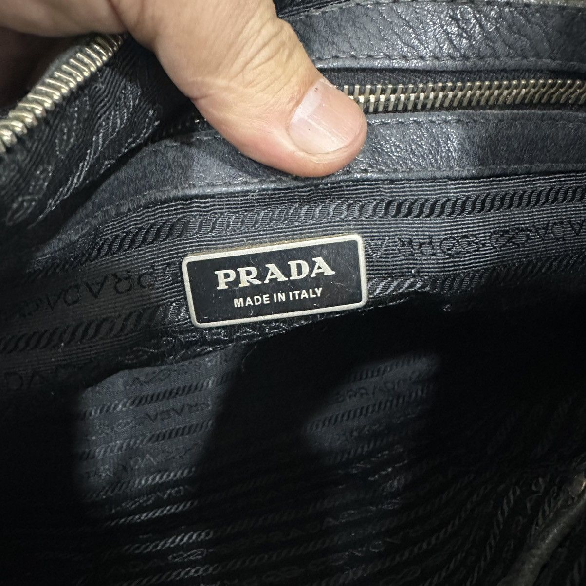 Prada PRADA VITELLO DAINO LEATHER SHOULDER BAG Size ONE SIZE - 17 Thumbnail