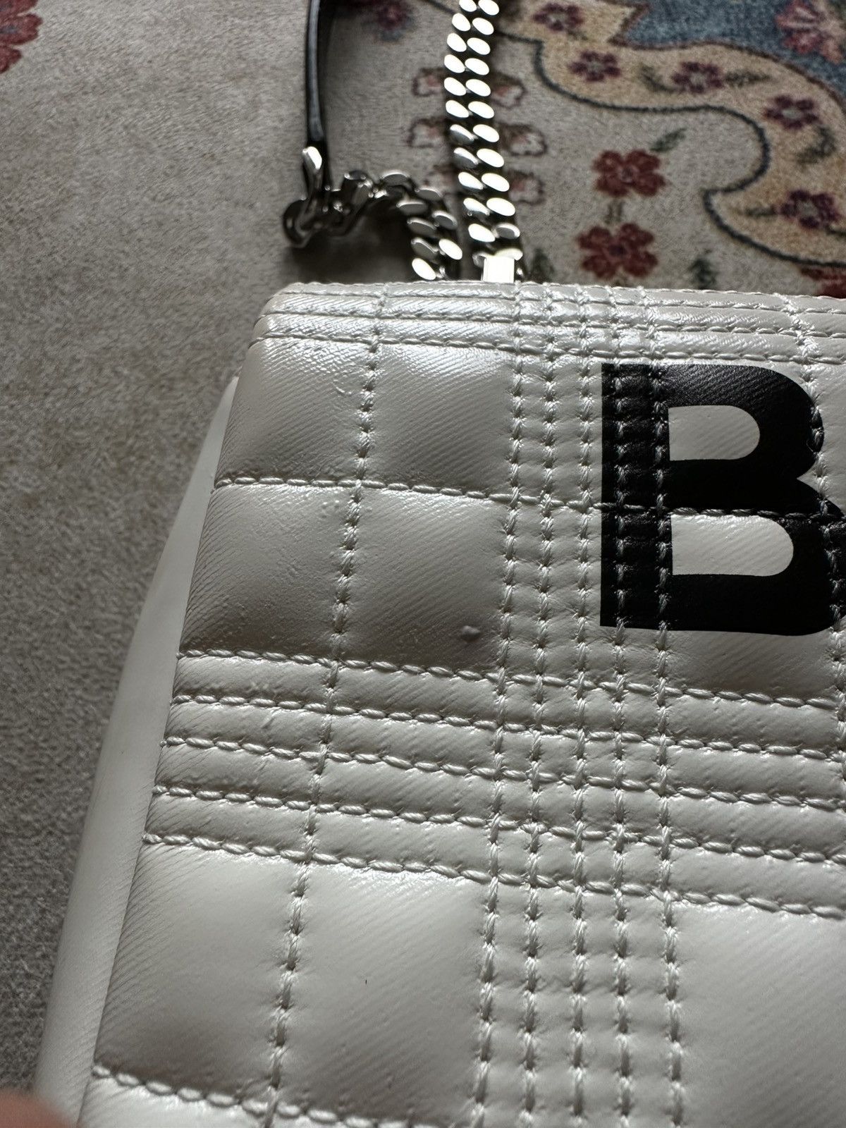 Burberry BURBERRY Horseferry Print Smalla Lola Quilted Chain Bag Size ONE SIZE - 9 Thumbnail