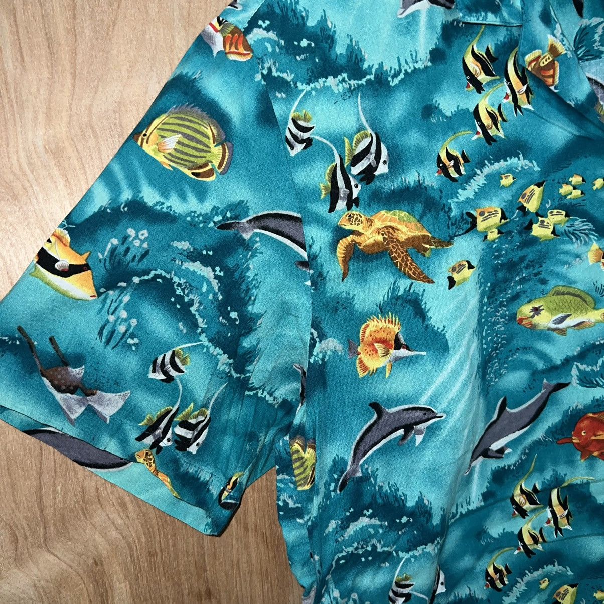 Paradise Found × Vintage MEN’S PARADISE FOUND UNDERWATER FISH ANIMALS HAWAIIAN SHIRT Size US L / EU 52-54 / 3 - 4 Thumbnail