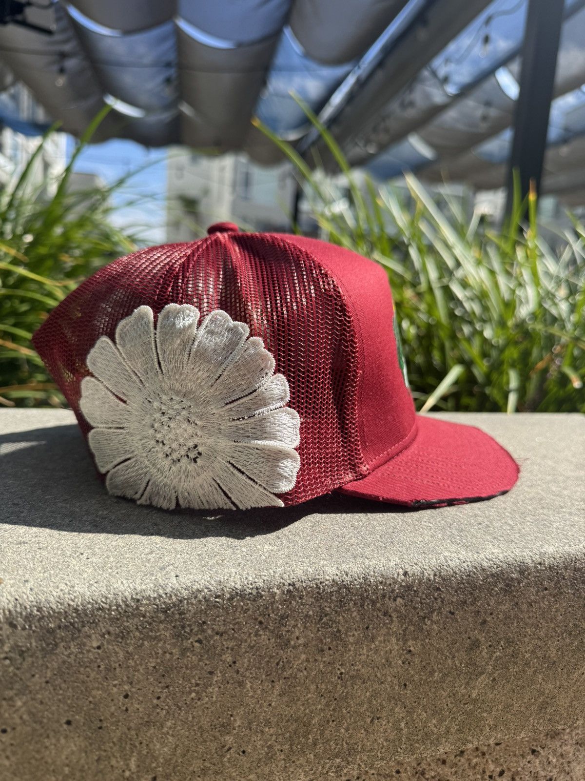 Bass Pro Shops Red bass pro hat with white flowers Size ONE SIZE - 2 Thumbnail