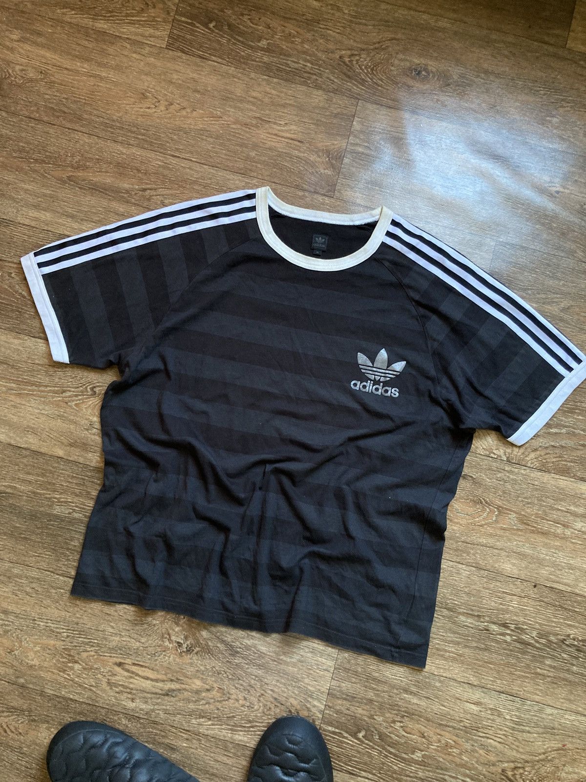 Vintage adidas t-shirt (balenciaga x adidas style)