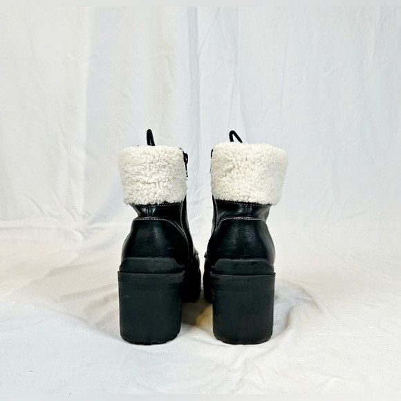 Other Vintage No Boundaries Chunky Black Fur Lace Zip Ankle Boots Size US 9 / IT 39 - 5 Thumbnail