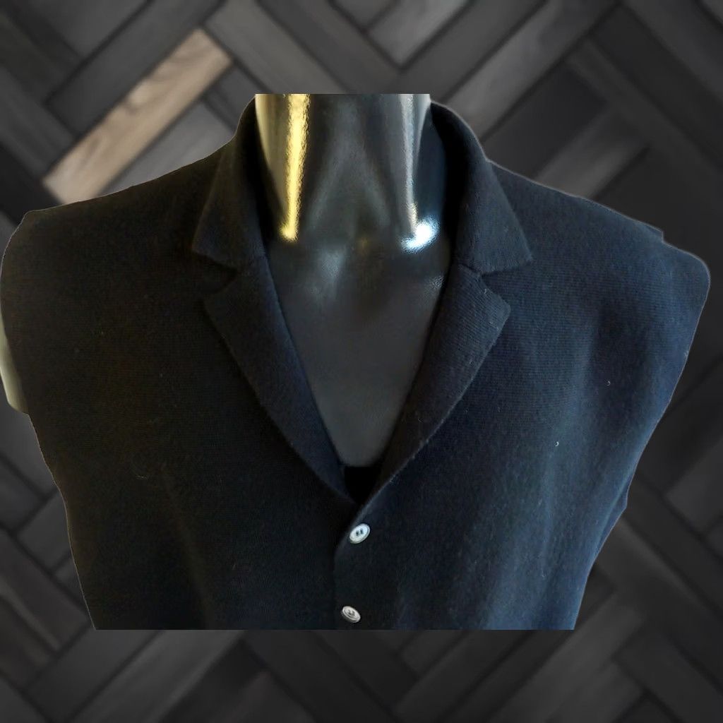 Vintage VINTAGE Alan Paine England Mens Vest Black XL Button Front Collared Merino Wool 100% Front Pockets Knit Modern Regular Mens Size US XL / EU 56 / 4 - 1 Thumbnail