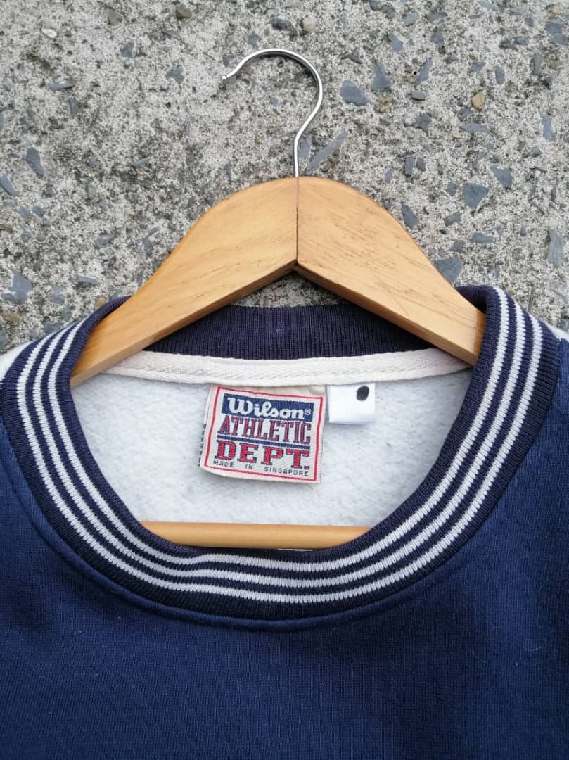 Vintage Vintage Wilson Athletics Sweatshirt Size US L / EU 52-54 / 3 - 8 Thumbnail