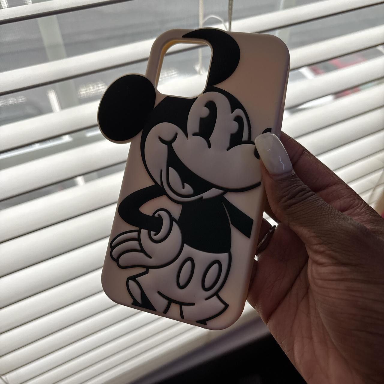 Disney Mickey Mouse iPhone 12/12 Pro Case Size ONE SIZE - 1 Thumbnail