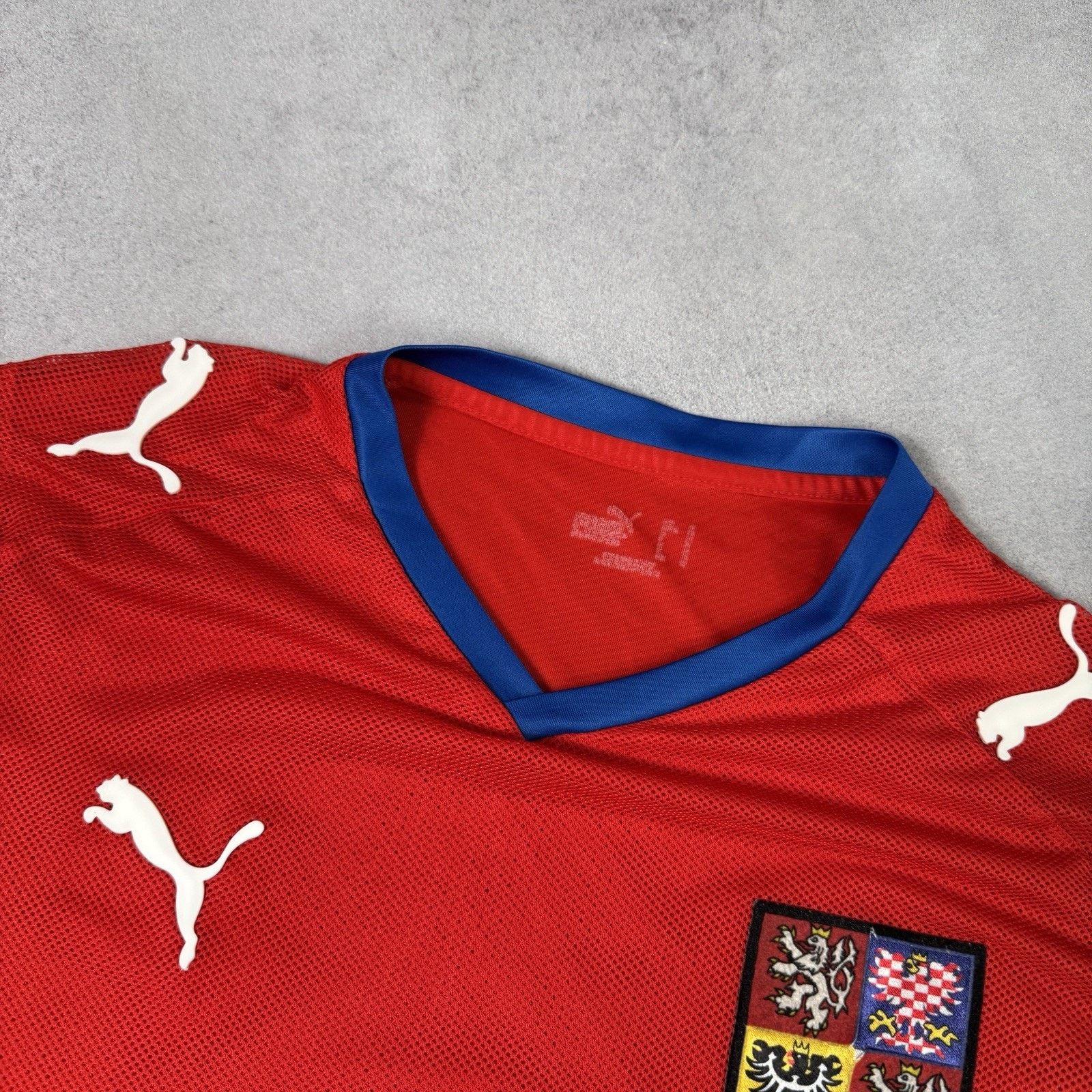 Puma Czech Republic 2008 - 2009 Home football shirt jersey Soccer Size US M / EU 48-50 / 2 - 4 Thumbnail
