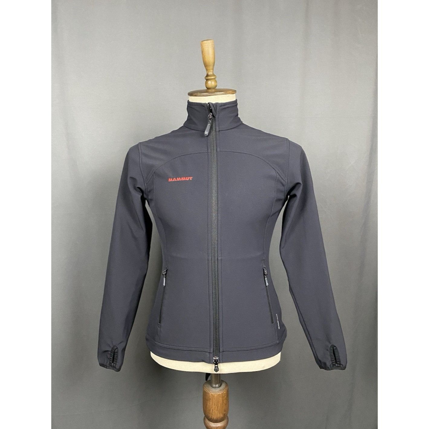 Mammut Mammut Men's Black SoftTech Softshell Windbreaker Jacket Siz Size US S / EU 44-46 / 1 - 1 Thumbnail