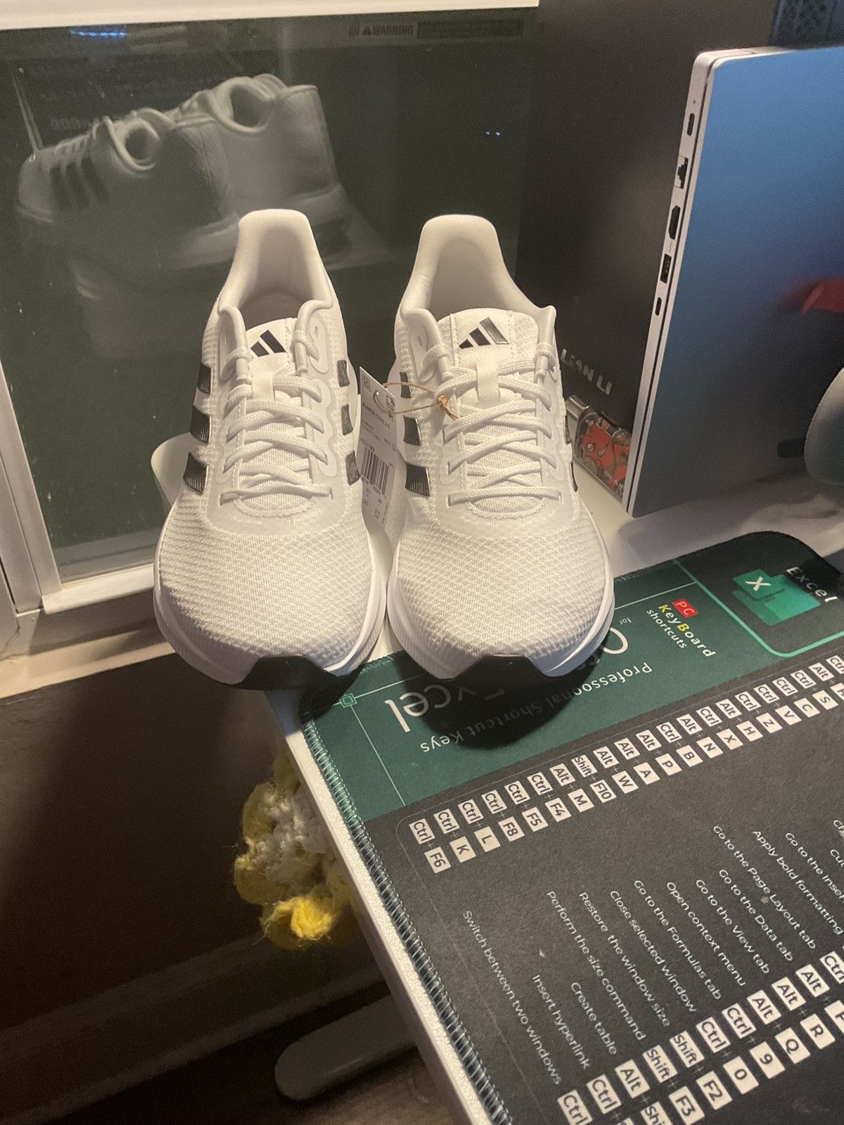 Adidas Brand New Adidas RunFalcon 3.0 Running shoe Size US 11 / EU 44 - 3 Thumbnail