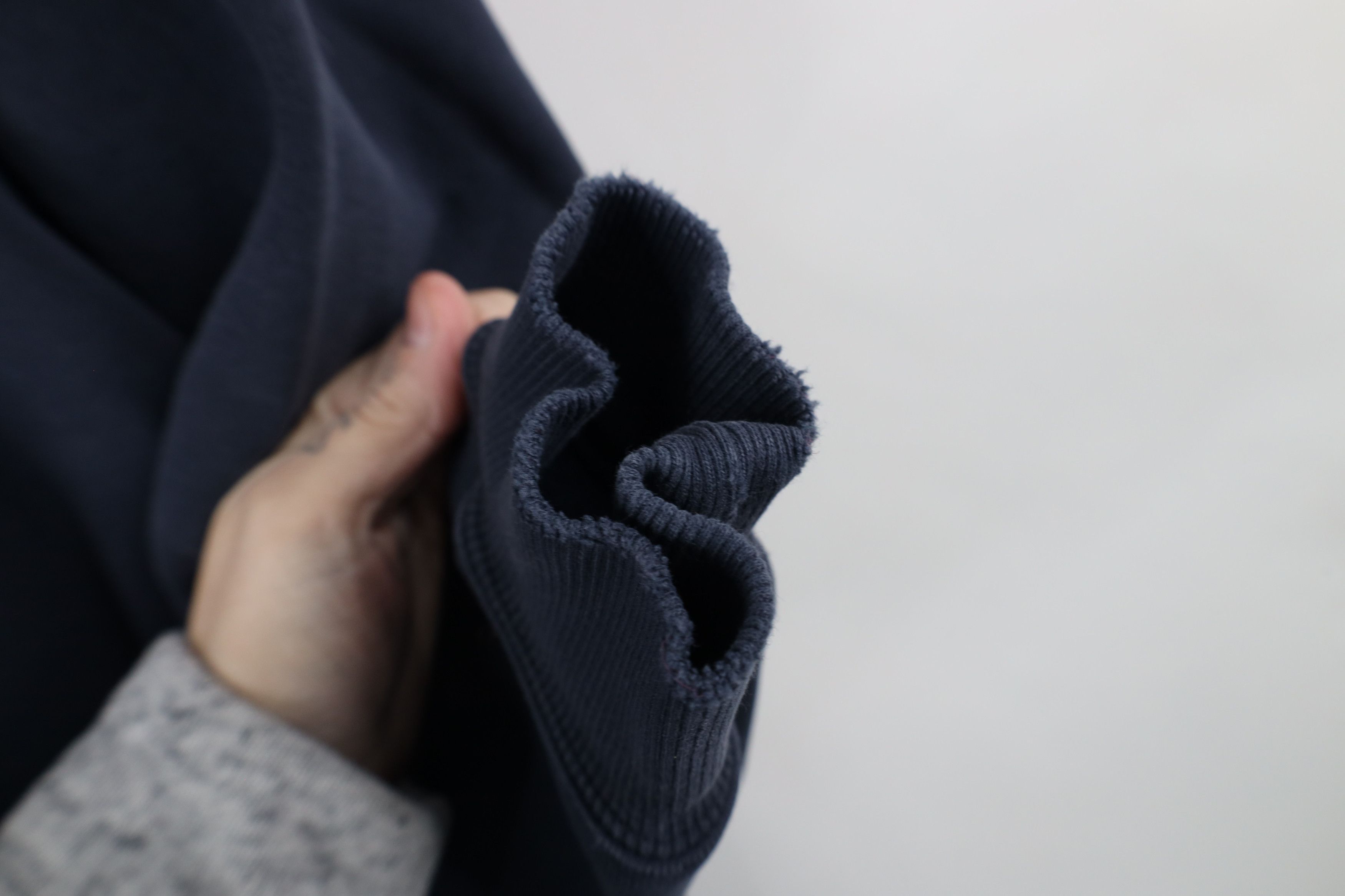 Carhartt × Vintage Vintage 90s Carhartt Spell Out Hoodie Sweatshirt Navy Blue Size US L / EU 52-54 / 3 - 9 Thumbnail