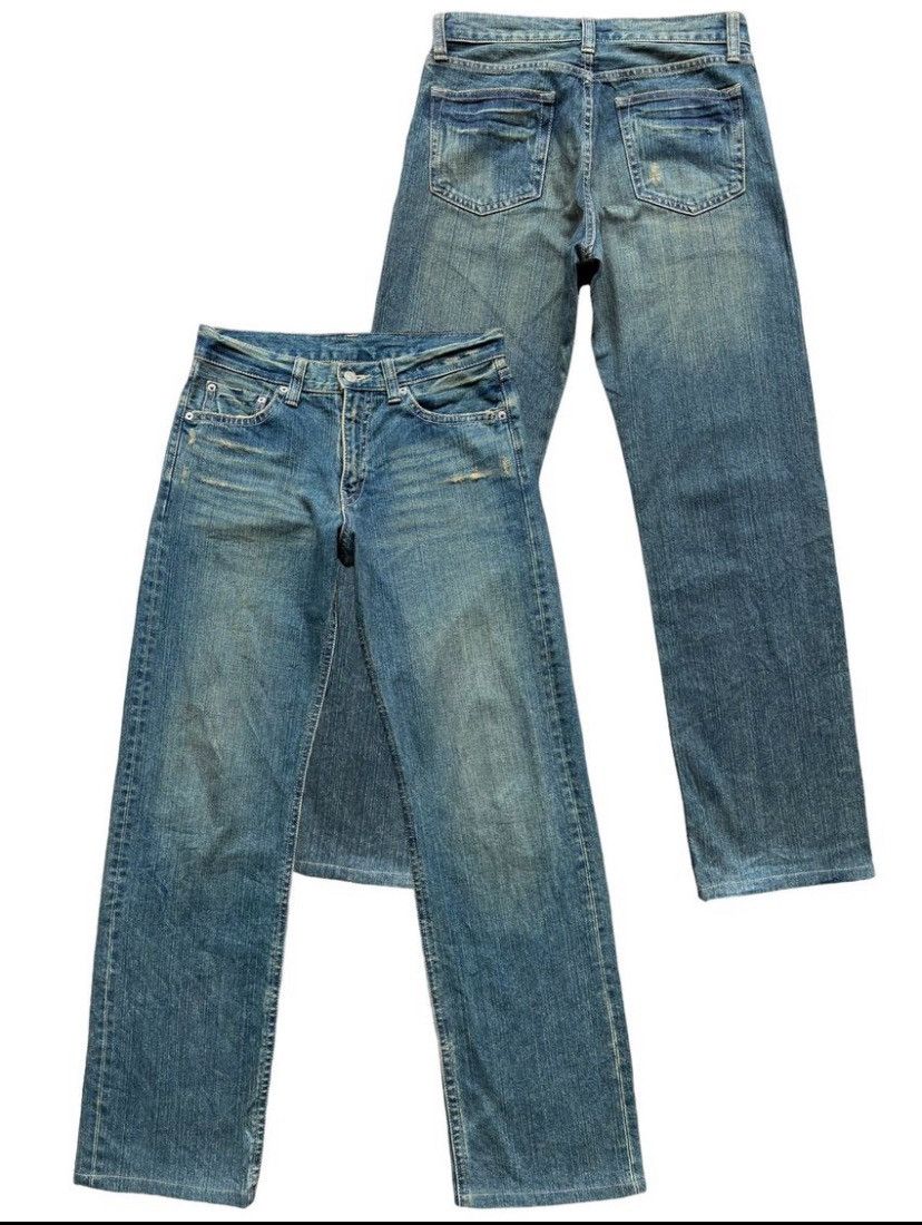 Uniqlo Vintage Uniqlo Jeans Faded Distressed Denim Jeans 30x31.5 Size US 30 / EU 46 - 1 Thumbnail