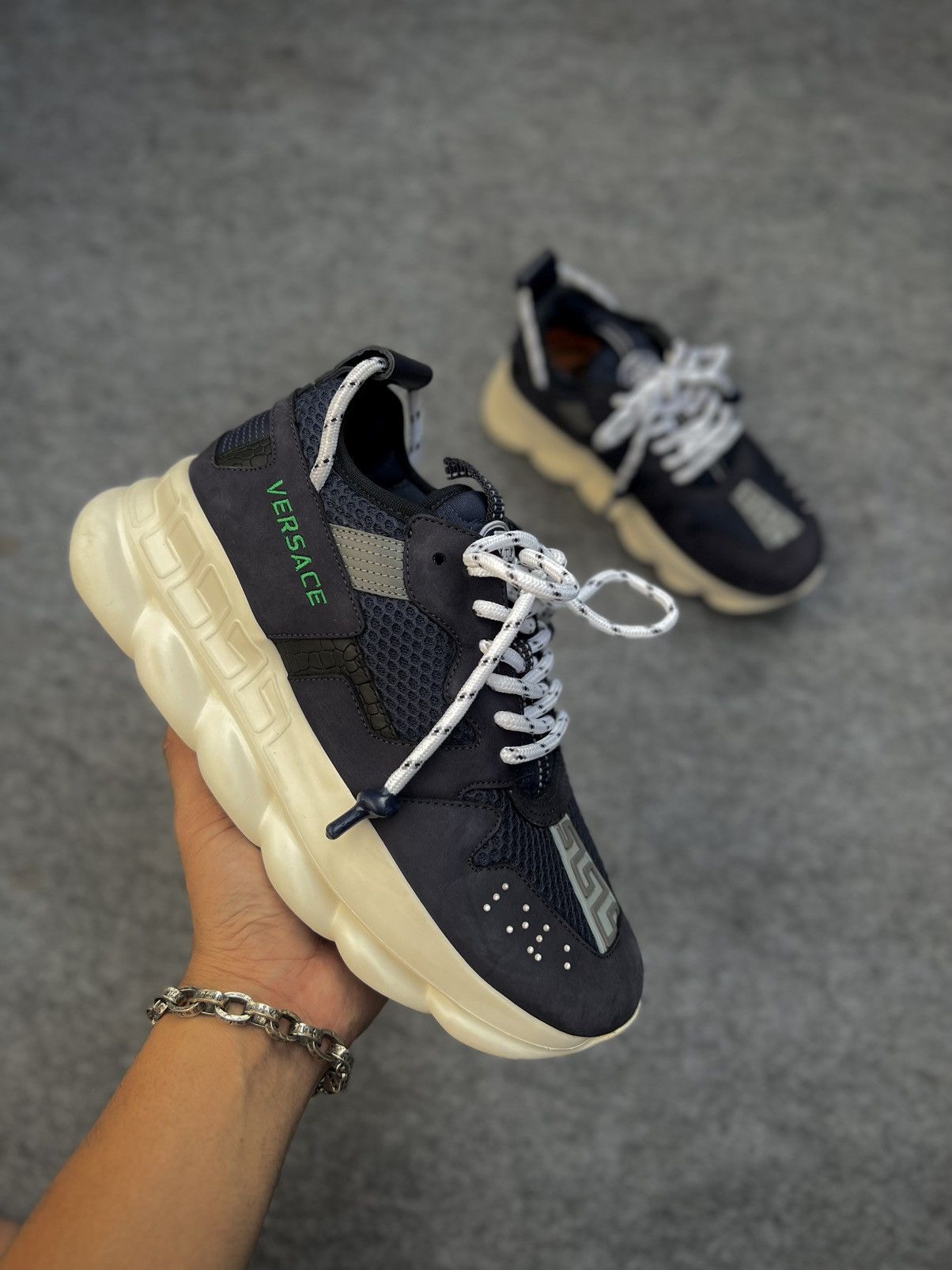 Versace Versace Chain Reaction 2 Navy Blue Sneakers Size US 7 / EU 40 - 12 Thumbnail