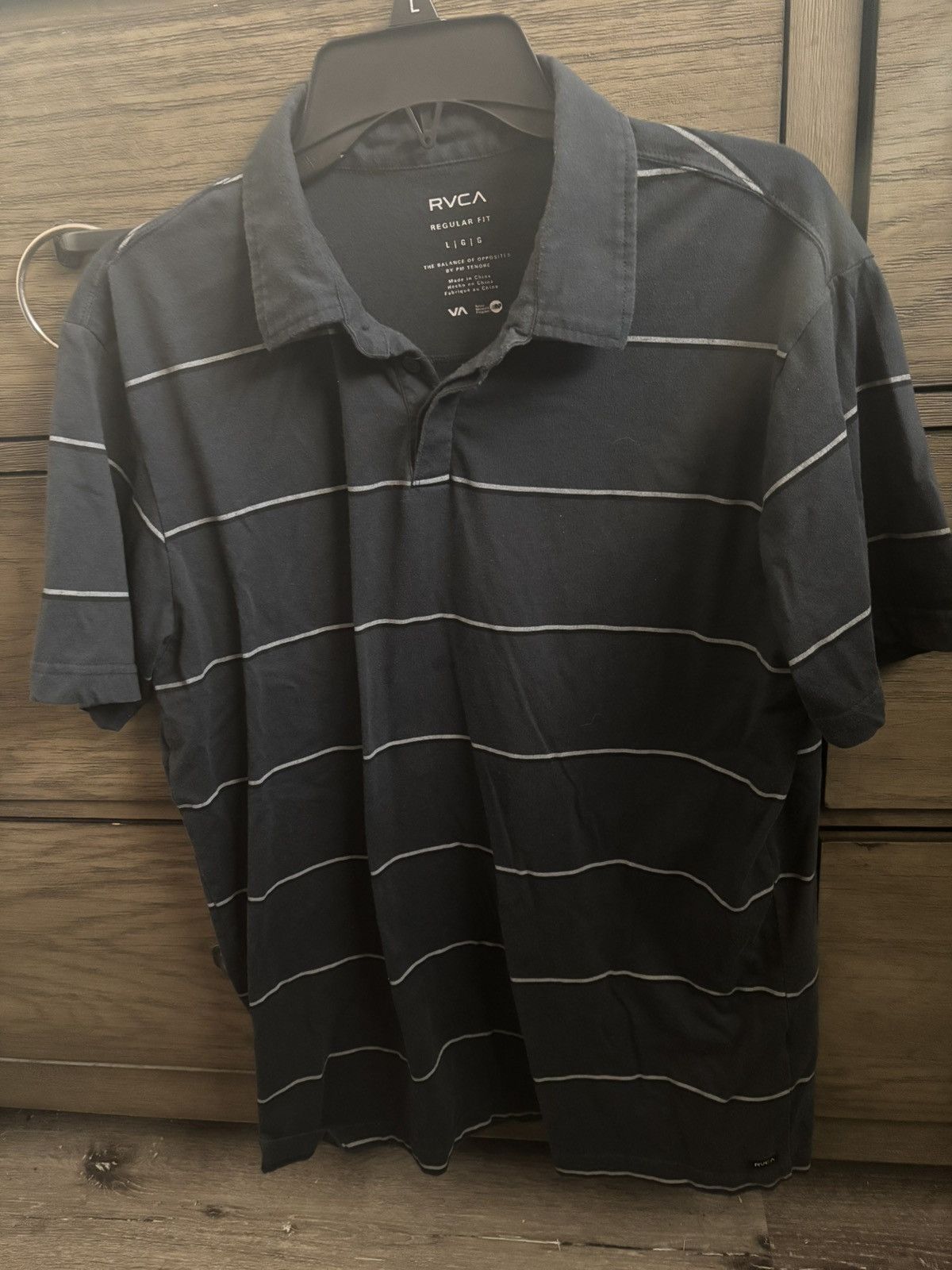 RVCA RVCA Men's Navy Blue Striped T-Shirt Size Large Size US L / EU 52-54 / 3 - 1 Thumbnail