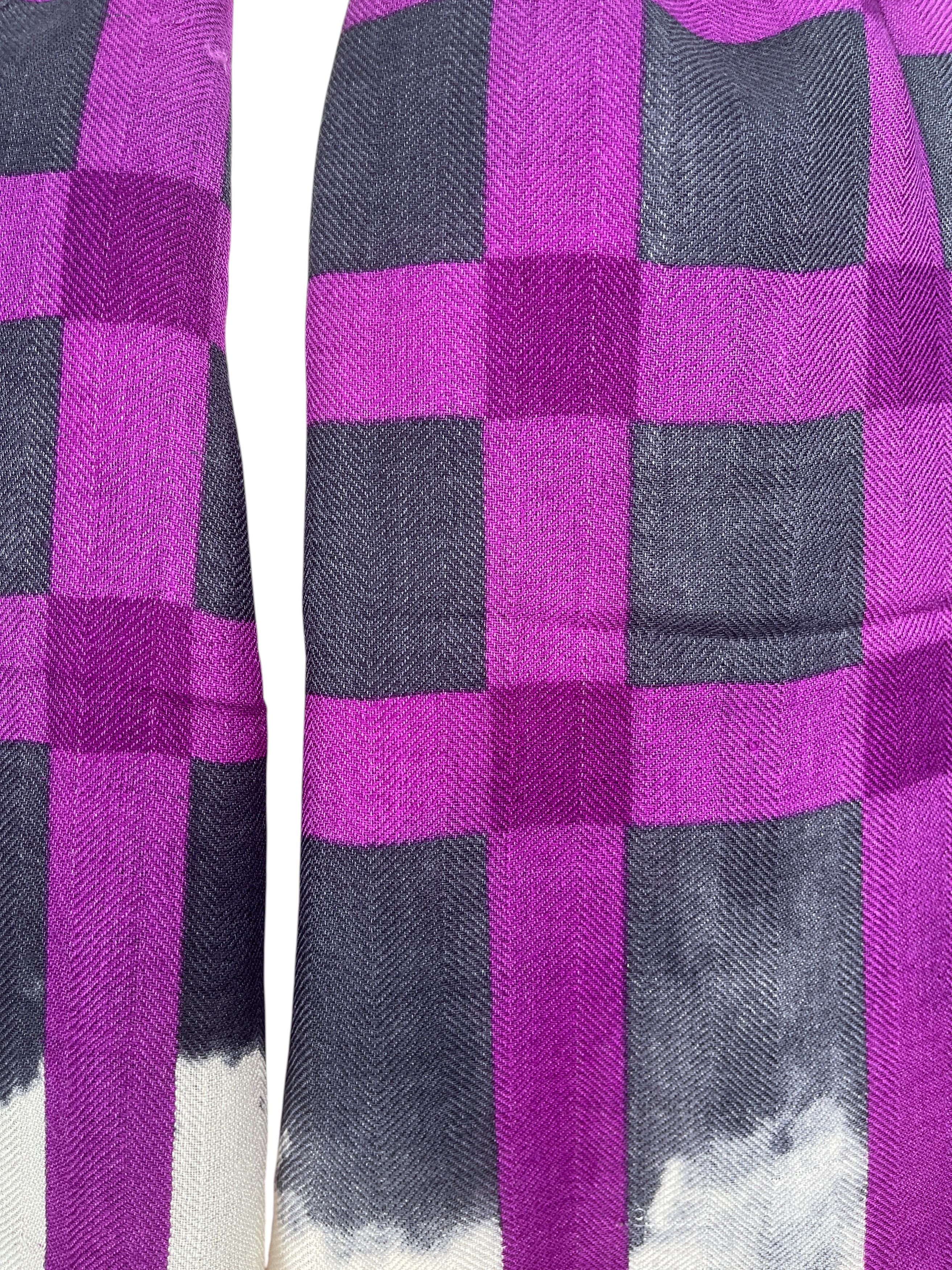 Burberry Burberry Grey And Purple Grid Print Cashmere Shawl Size ONE SIZE - 2 Thumbnail
