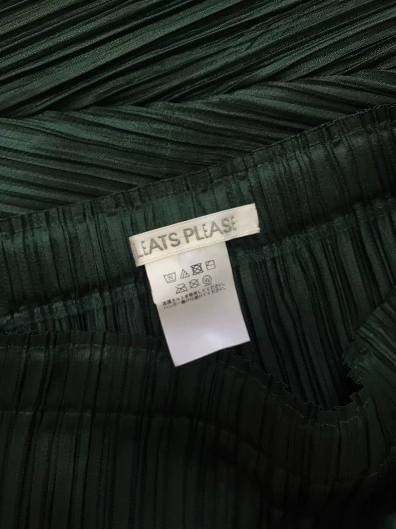 Issey Miyake Issey Miyake size:3 Green irregular-shaped skirt Size 42" / US 20 - 6 Thumbnail