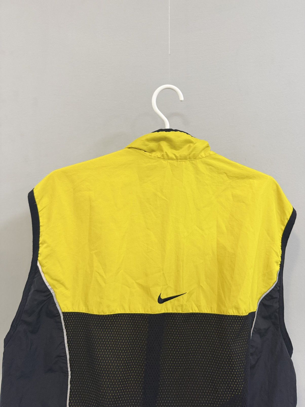 Nike × Vintage 90s Nike Vintage Swoosh Logo Retro Vest Rare Size US L / EU 52-54 / 3 - 9 Thumbnail
