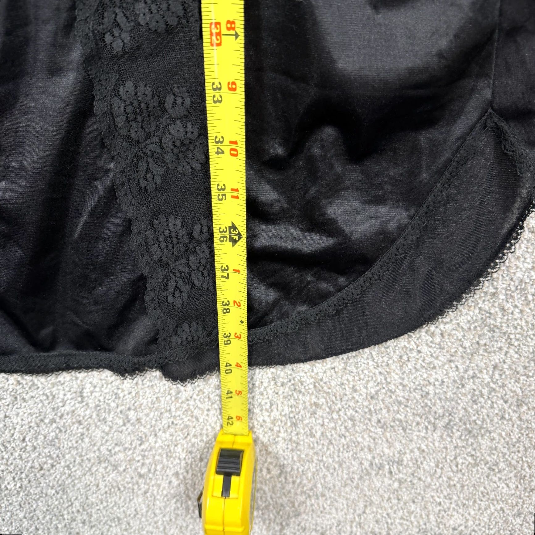 Vintage Vintage Powers Model Slip Dress Womens XS Black Lace Nylon Satin Coquette Goth Dress Slip Women's XS Black Nylon Satin Lace Coquette Goth Size XS / US 0-2 / IT 36-38 - 3 Thumbnail