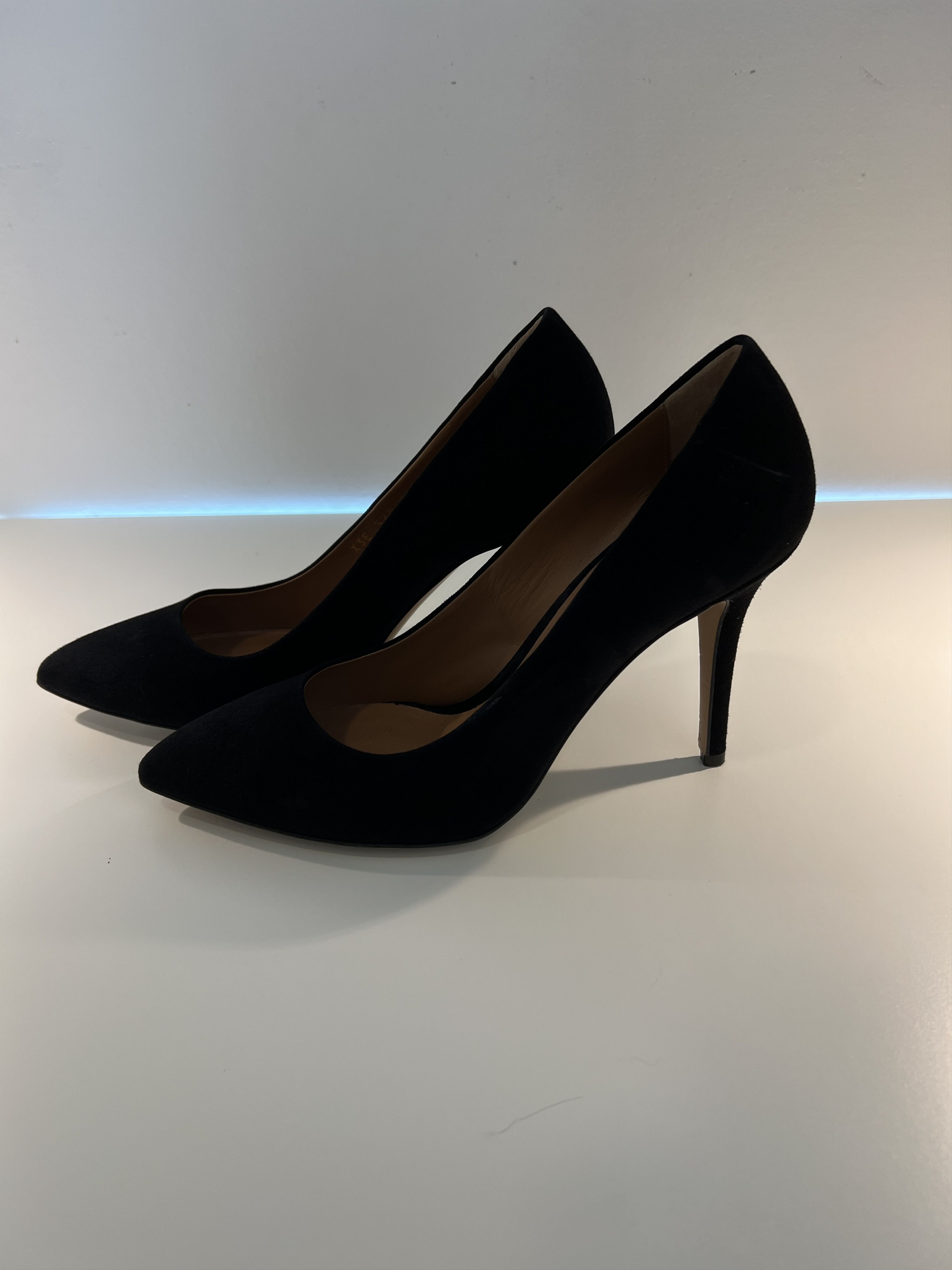 Emporio Armani Heels Emporio Armani Size US 7 / IT 37 - 2 Thumbnail
