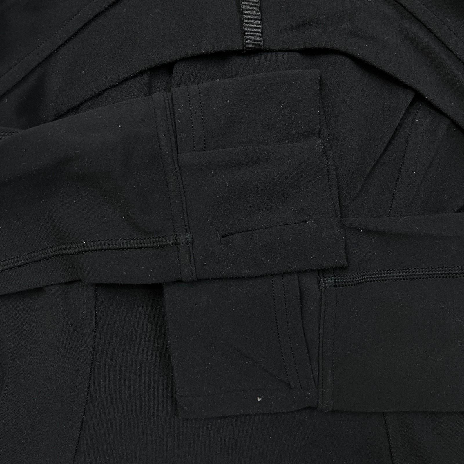 Lululemon Lululemon Nulu Cropped Define Jacket Yoga Pilates Tracksuit Size M / US 6-8 / IT 42-44 - 6 Thumbnail