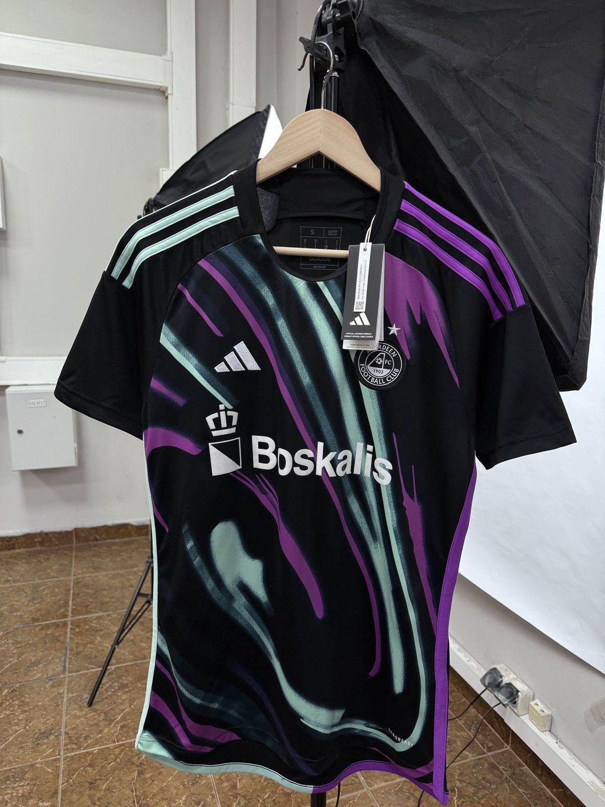 Adidas 🇬🇧 2023 Aberdeen FC Adidas Northern Light Away Soccer Jersey Size US S / EU 44-46 / 1 - 1 Thumbnail