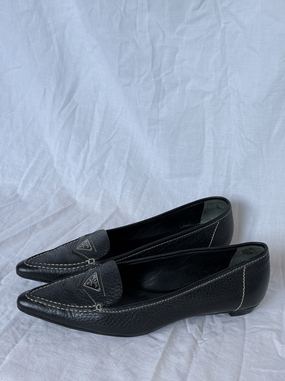 Prada Prada Vintage Black Leather Metal Logo Pointed Toe Flats Size US 7.5 / IT 37.5 - 2 Thumbnail