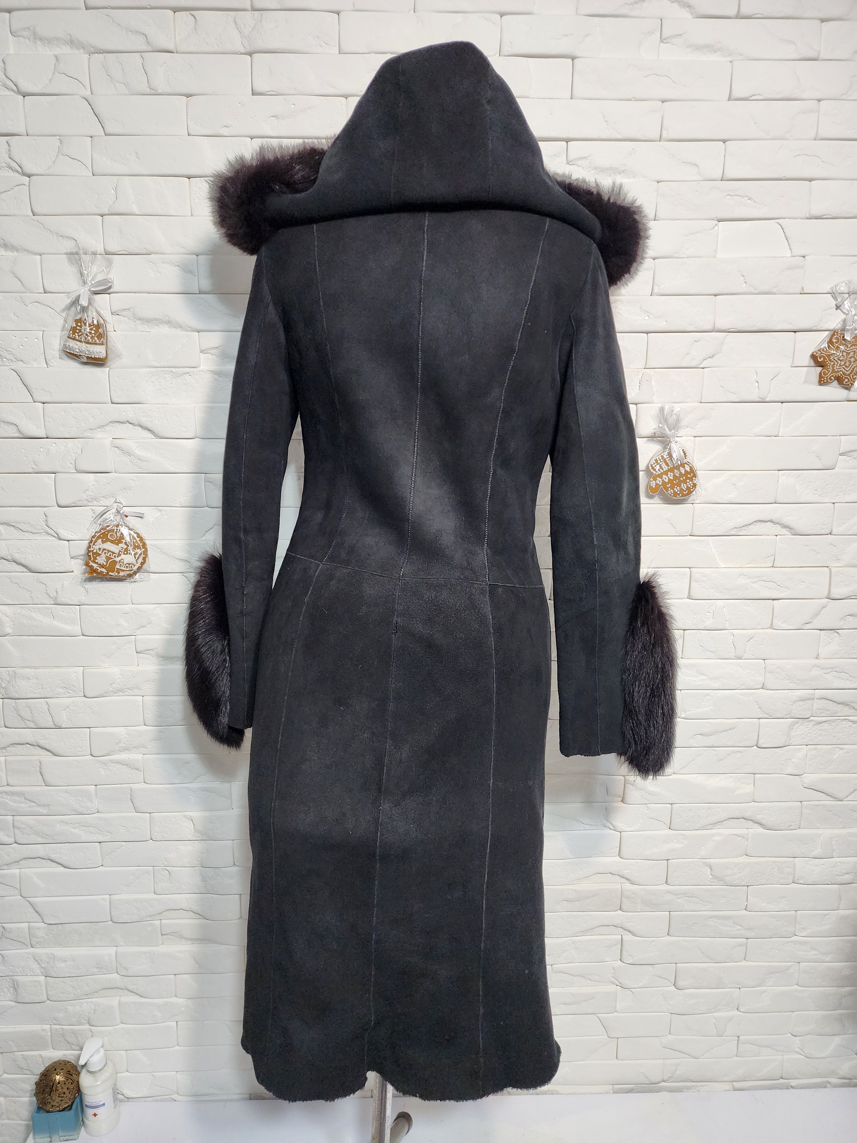 Furla Black Sheepskin Coat: Women's Genuine Fur Trim, Warm Hood Size S / US 4 / IT 40 - 6 Thumbnail