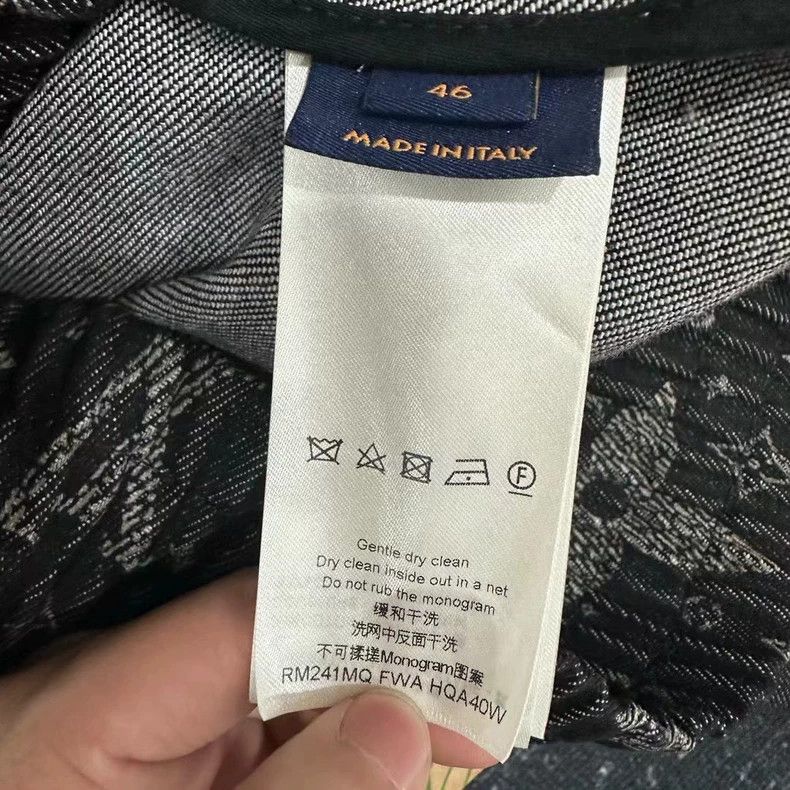 Louis Vuitton Louis Vuitton Baby's breath Logo denim jacket Size US S / EU 44-46 / 1 - 6 Thumbnail