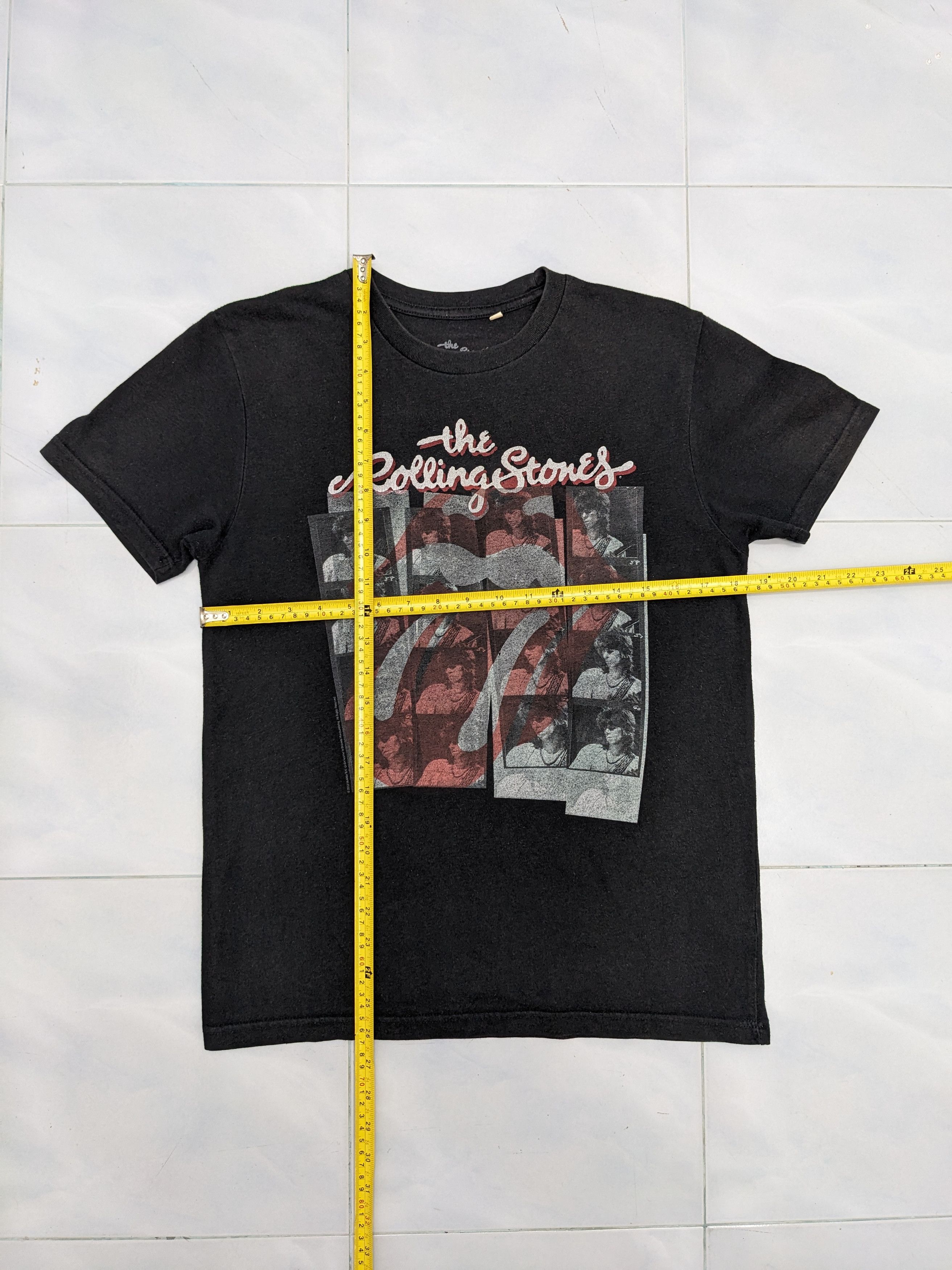 Band Tees VINTAGE Y2K THE ROLLING STONES ROCK BAND Size US M / EU 48-50 / 2 - 7 Thumbnail